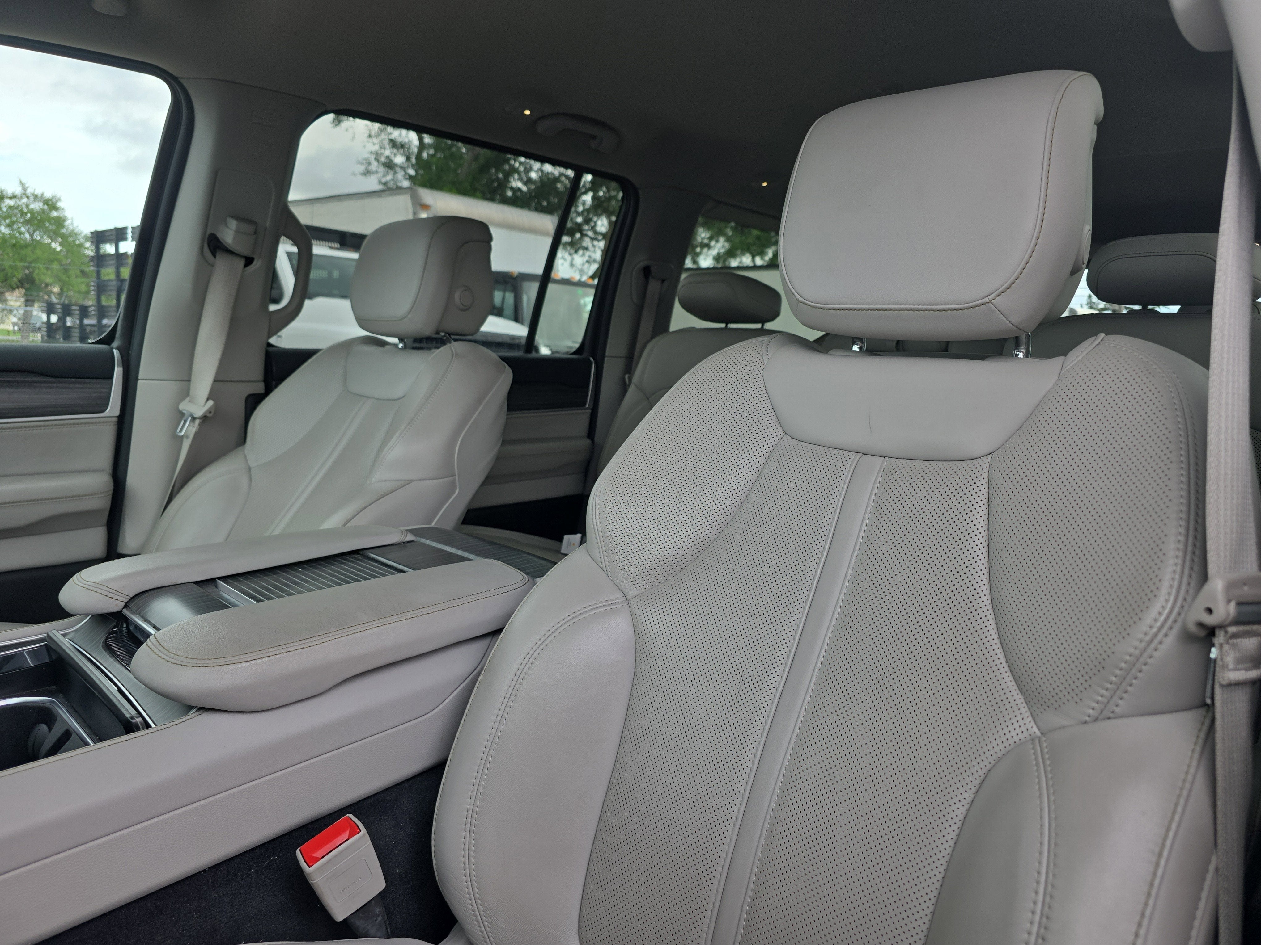 2024 Jeep Wagoneer L Series III