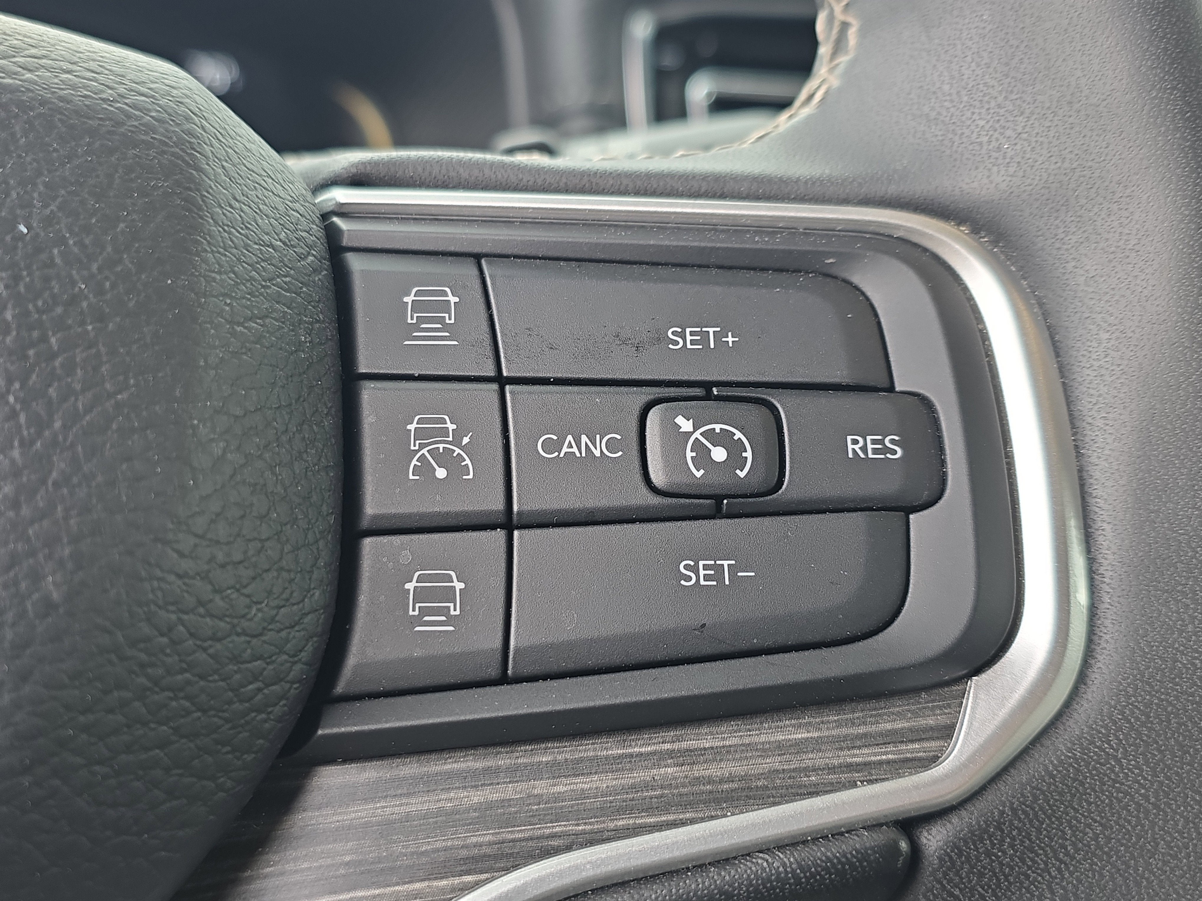 2024 Jeep Wagoneer L Series III