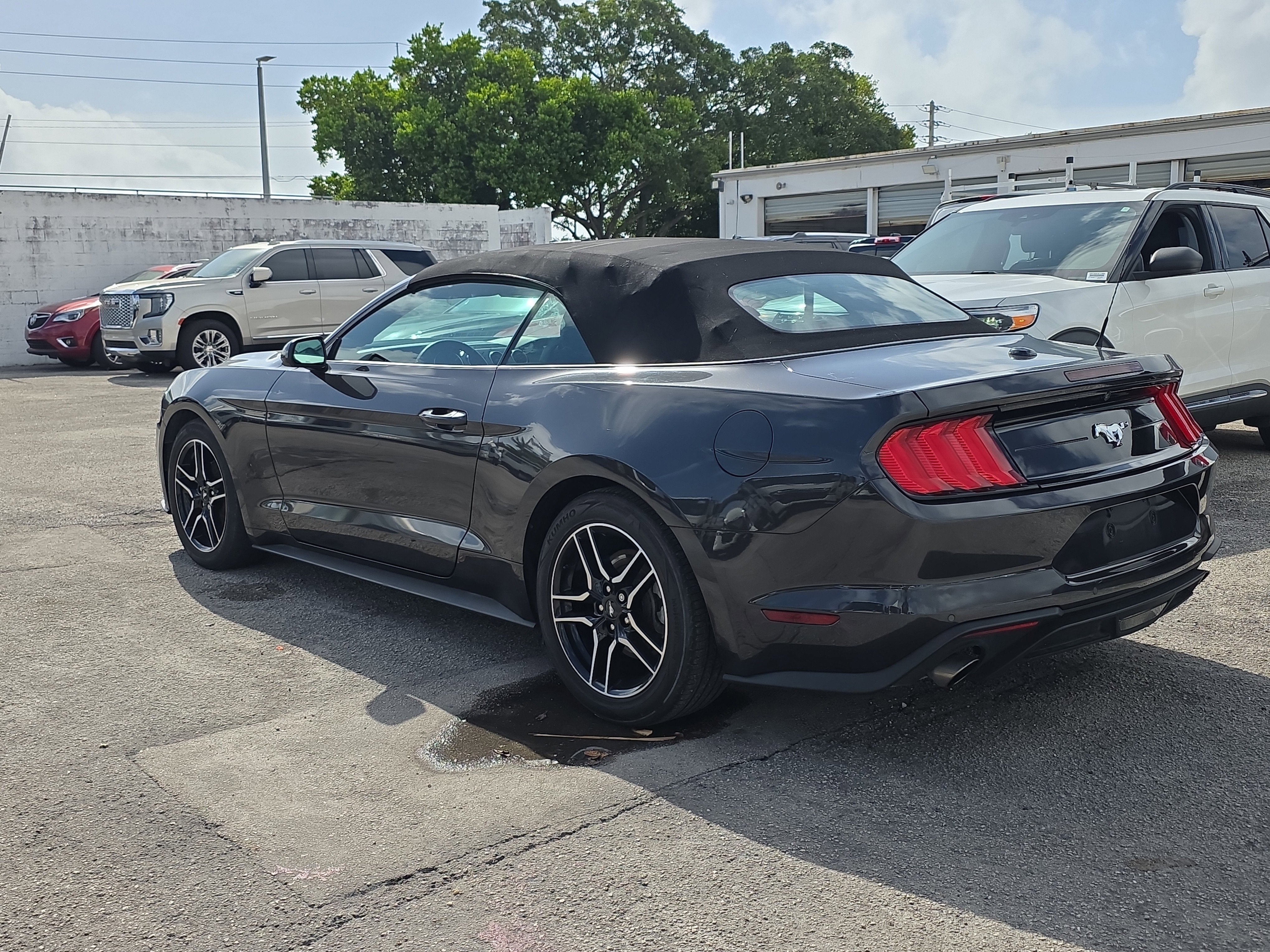 2023 Ford Mustang EcoBoost