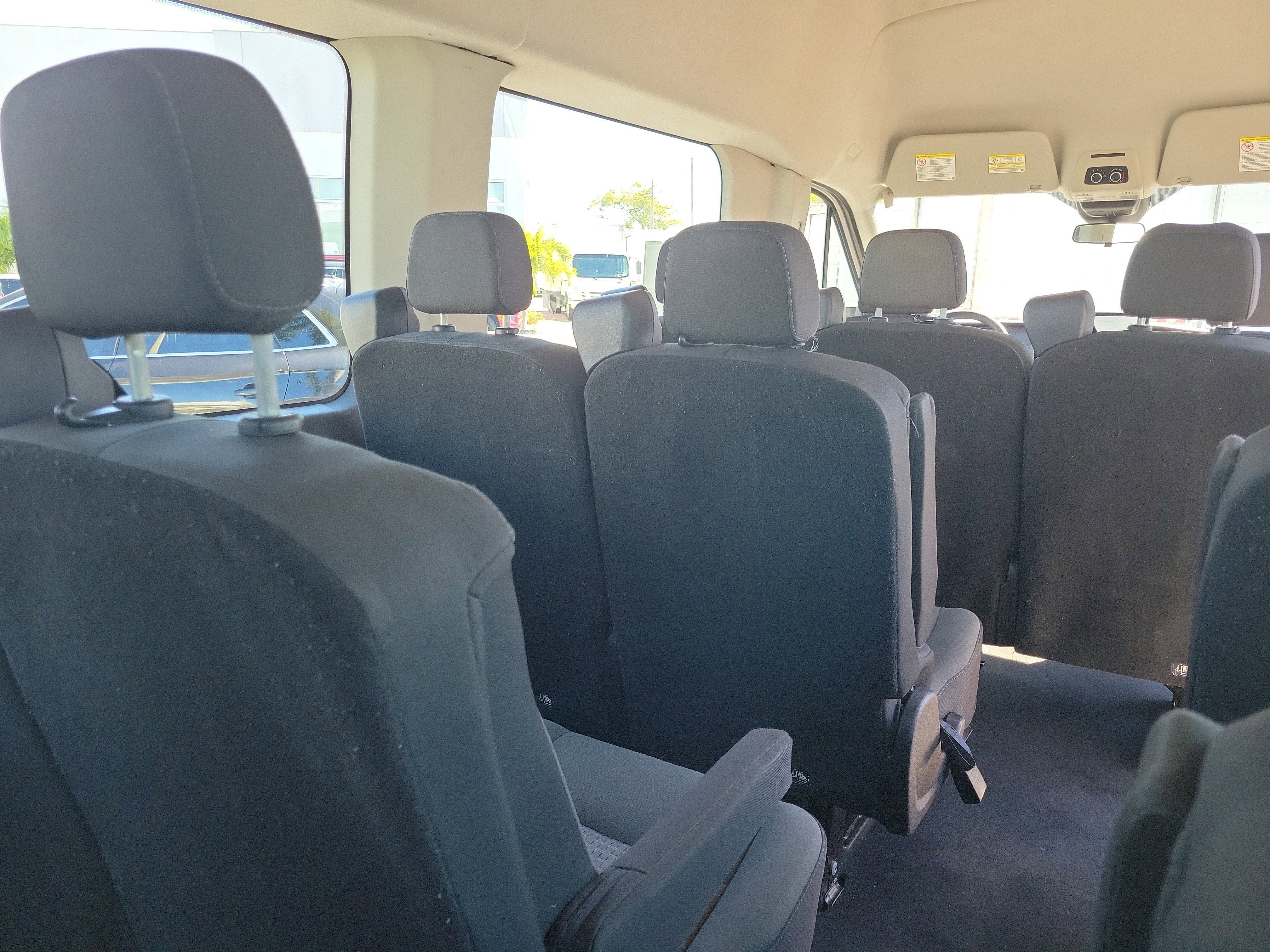 2022 Ford Transit Passenger Wagon XL