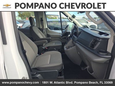 2022 Ford Transit Passenger Wagon XL