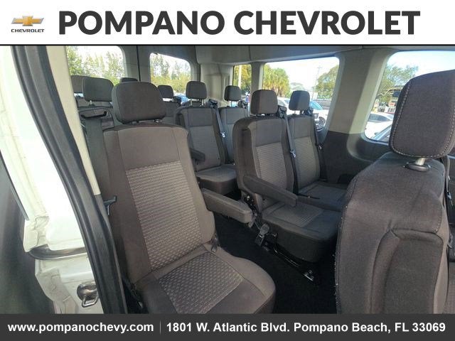 2022 Ford Transit Passenger Wagon XL