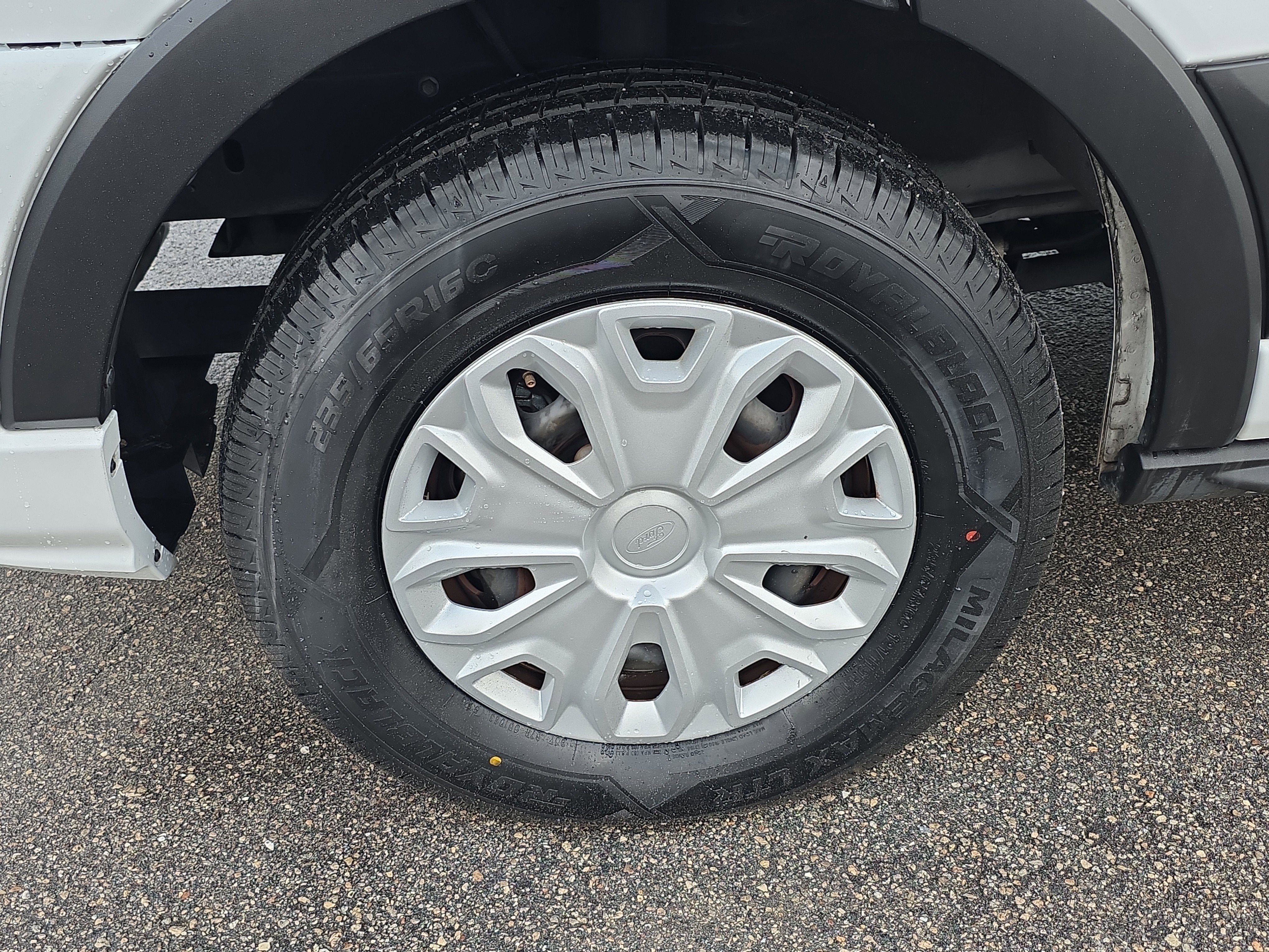 2024 Ford Transit Passenger Wagon XL