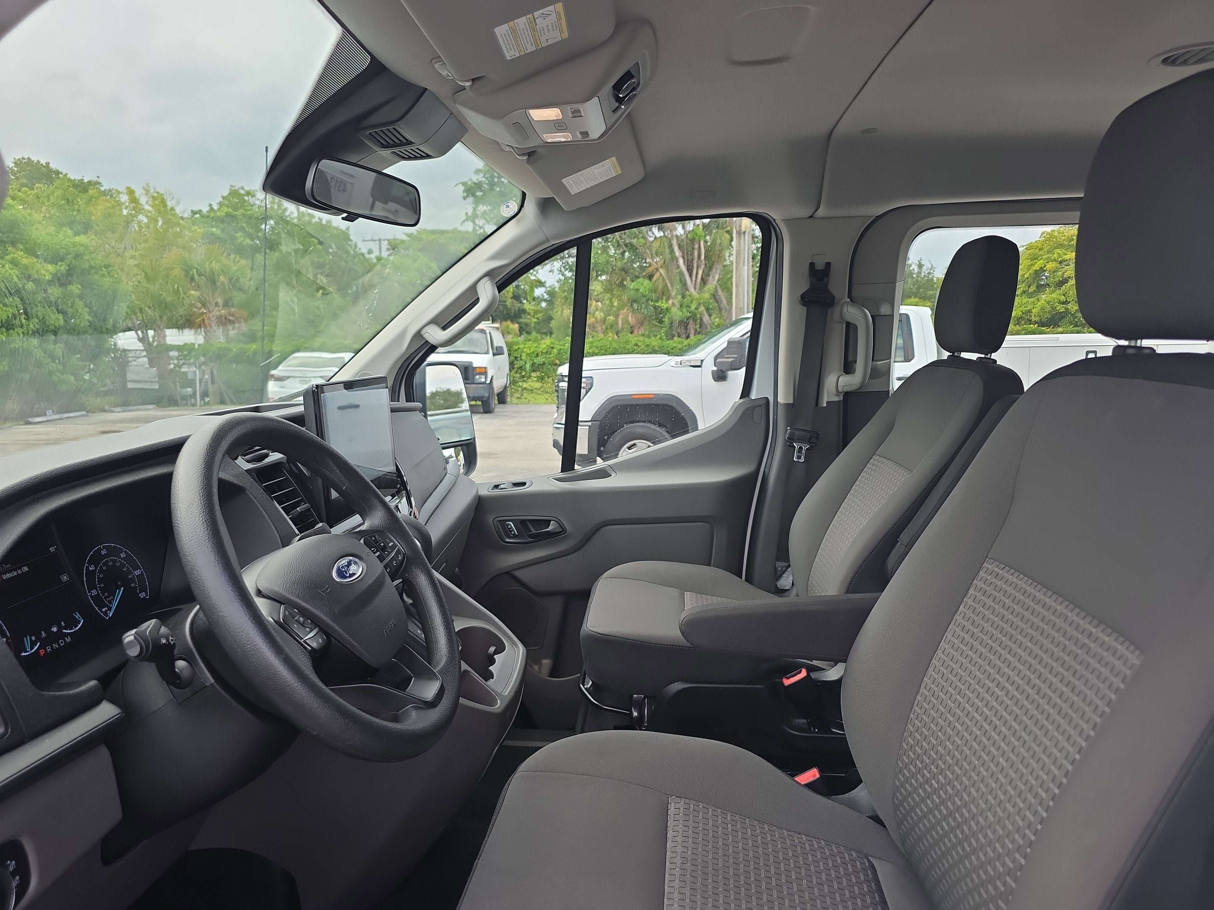 2024 Ford Transit Passenger Wagon XL