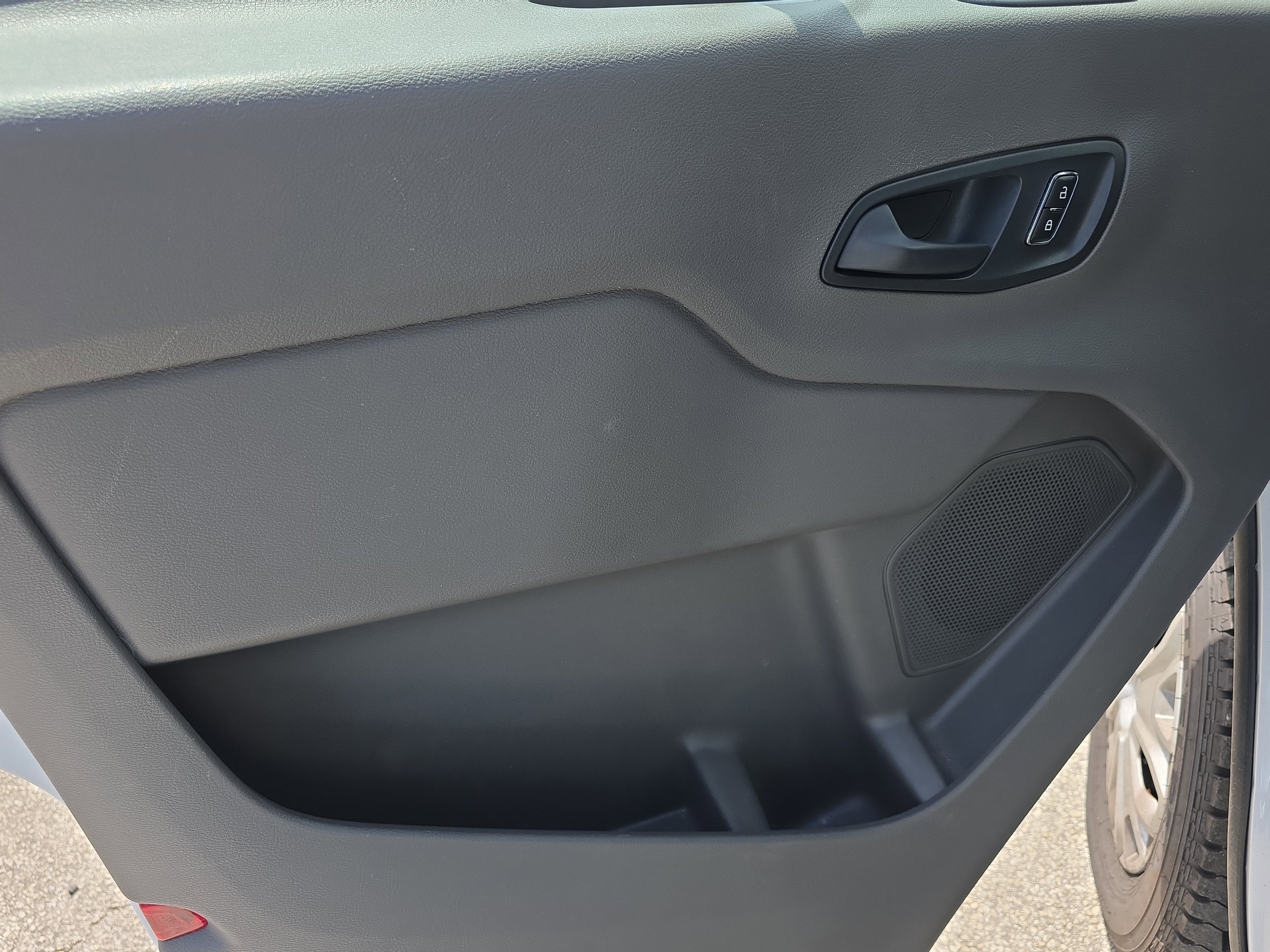 2023 Ford Transit Passenger Wagon XL