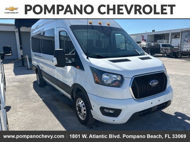 2024 Ford Transit Passenger Wagon XL