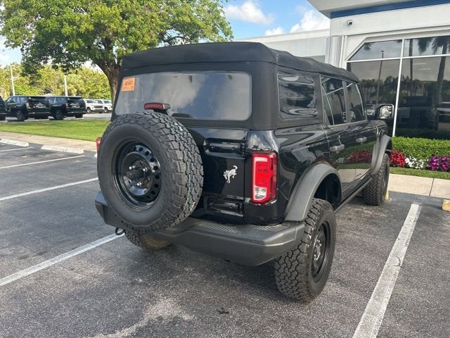 2022 Ford Bronco Base