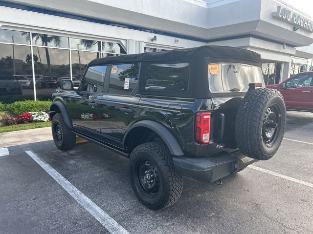2022 Ford Bronco Base