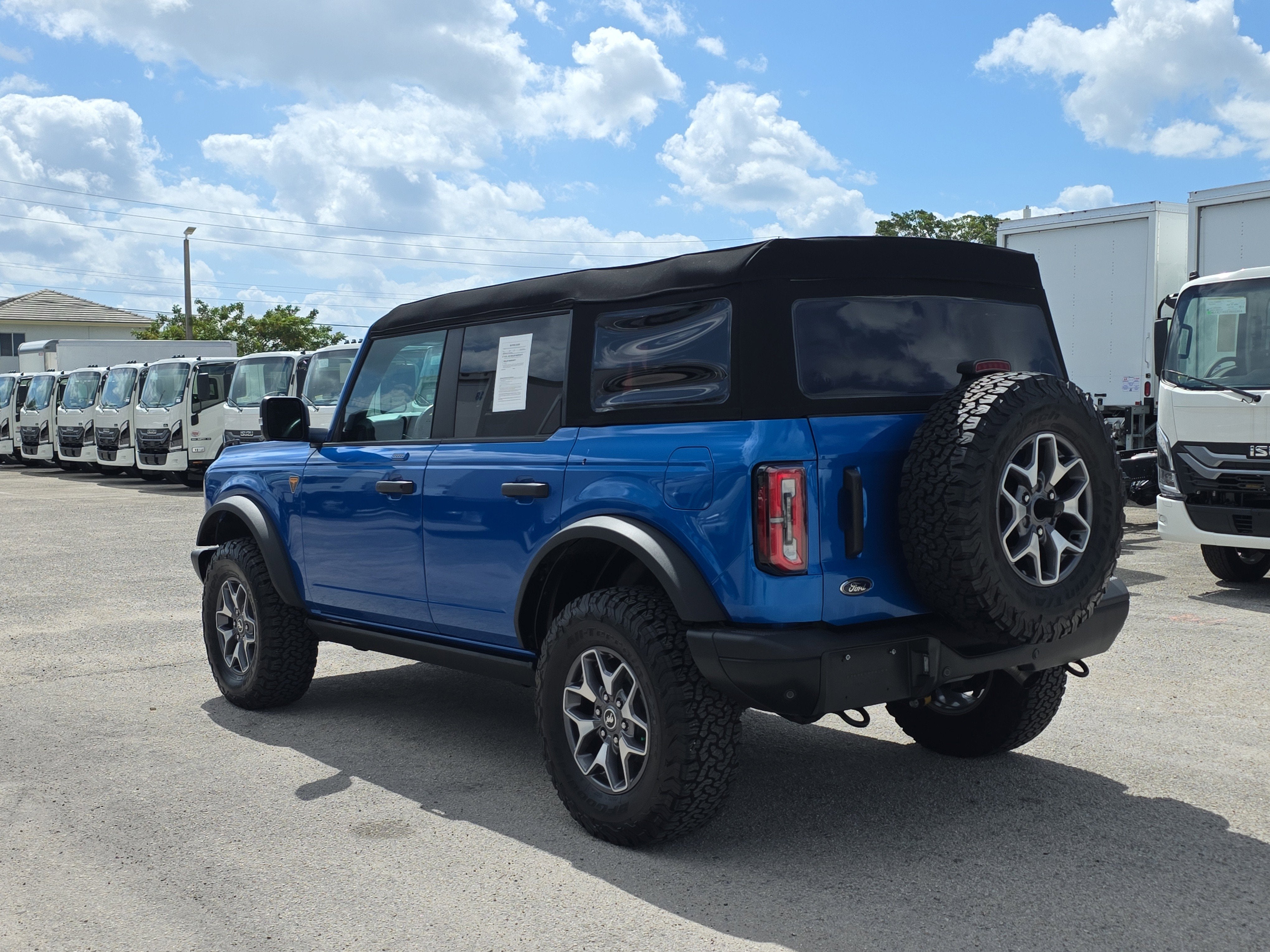 2023 Ford Bronco Base