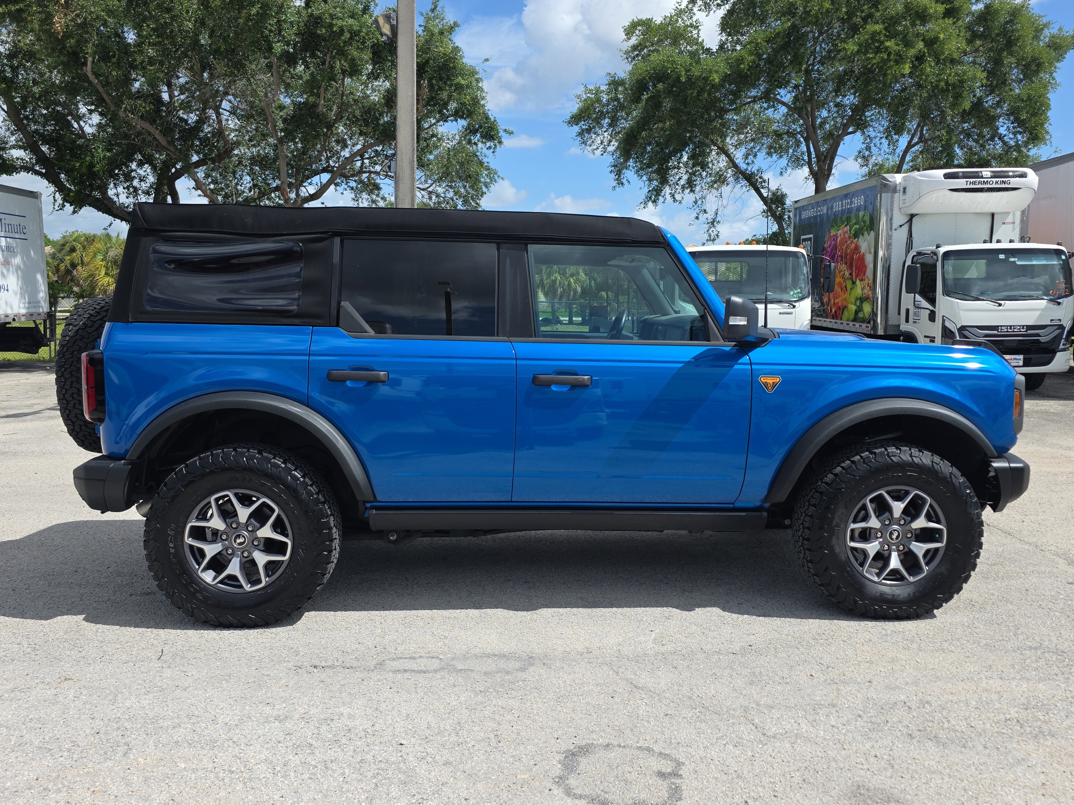 2023 Ford Bronco Base