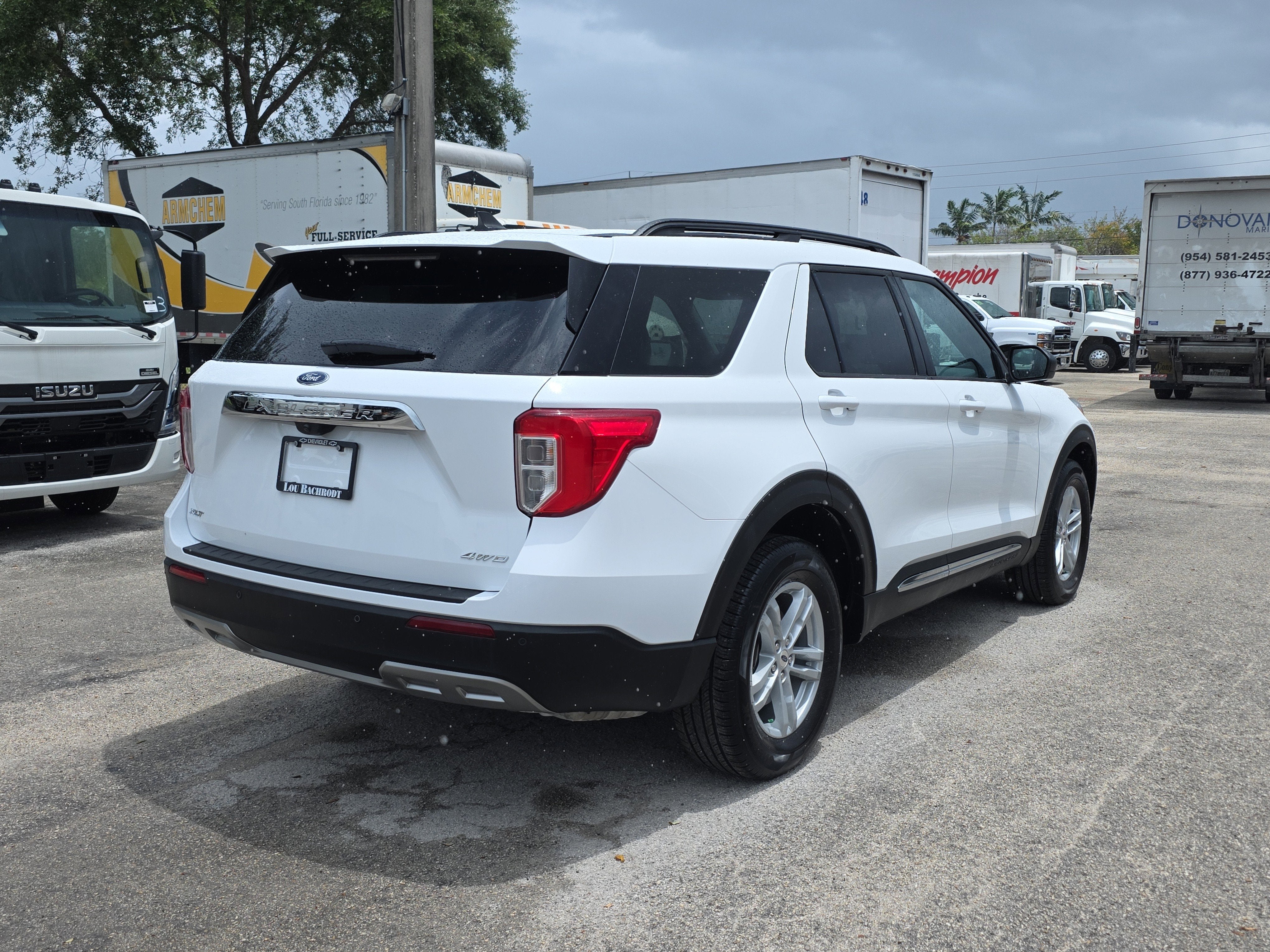 2024 Ford Explorer XLT