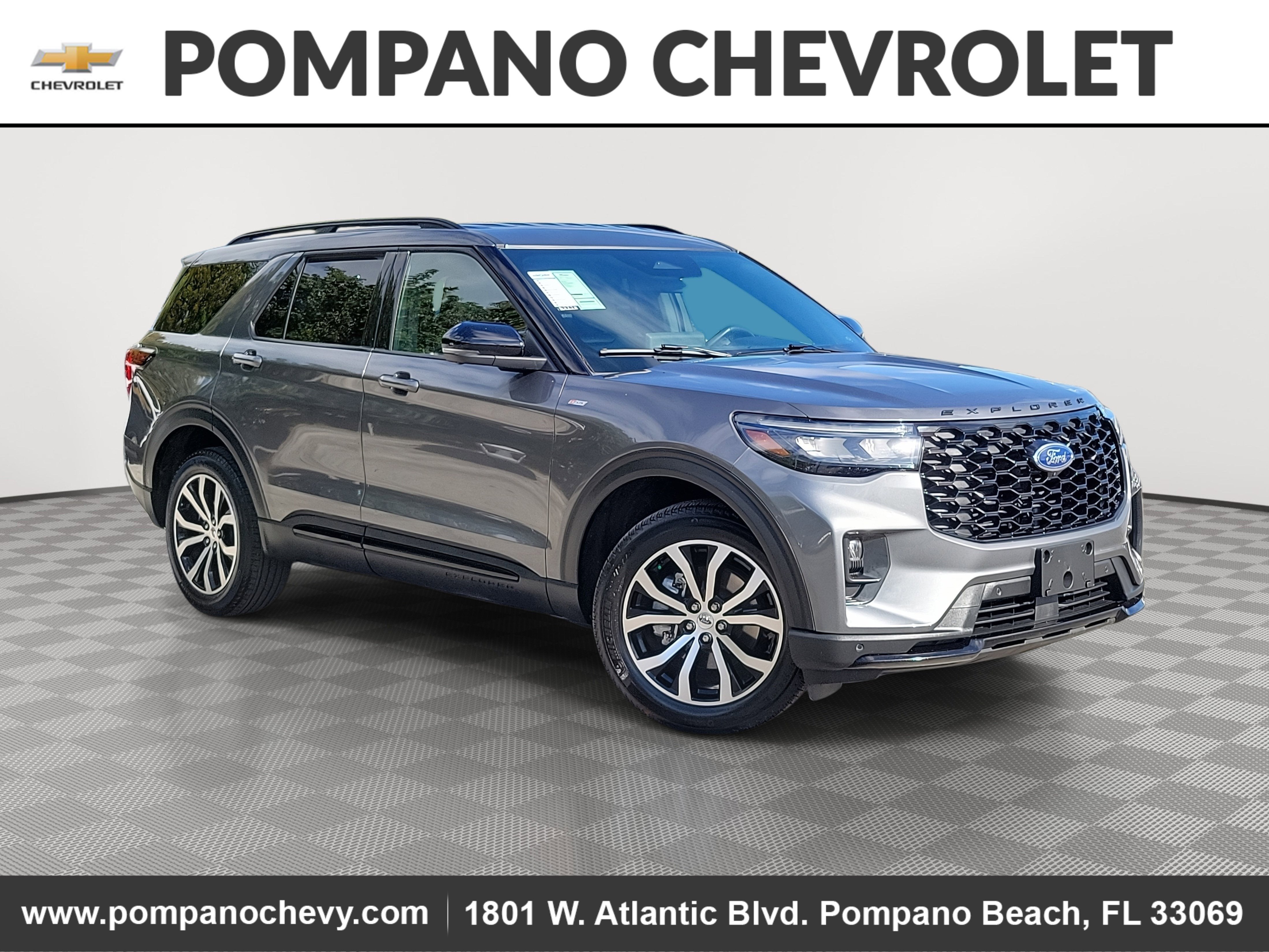 2025 Ford Explorer ST-Line