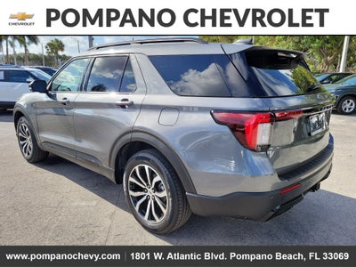 2025 Ford Explorer ST-Line