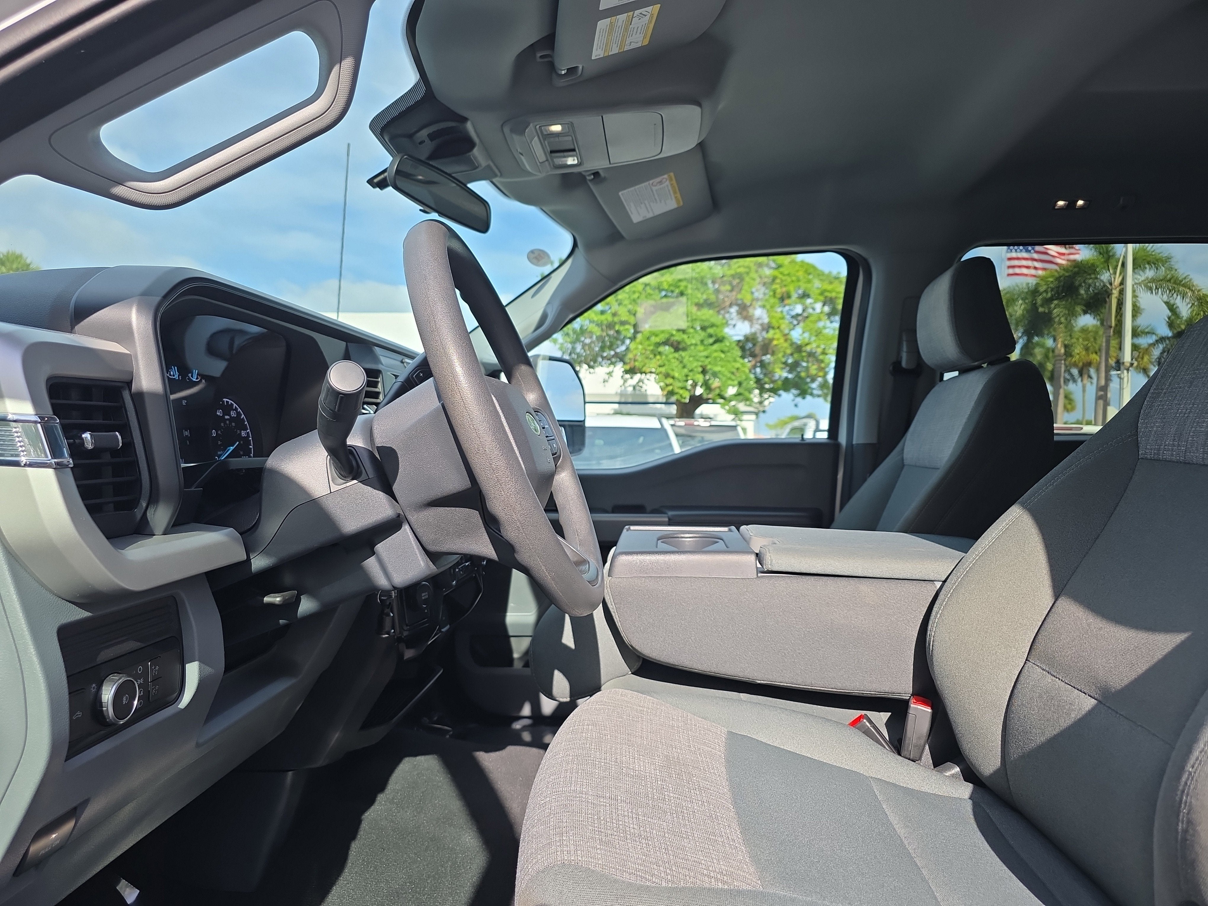 2025 Ford Super Duty F-250 SRW XL