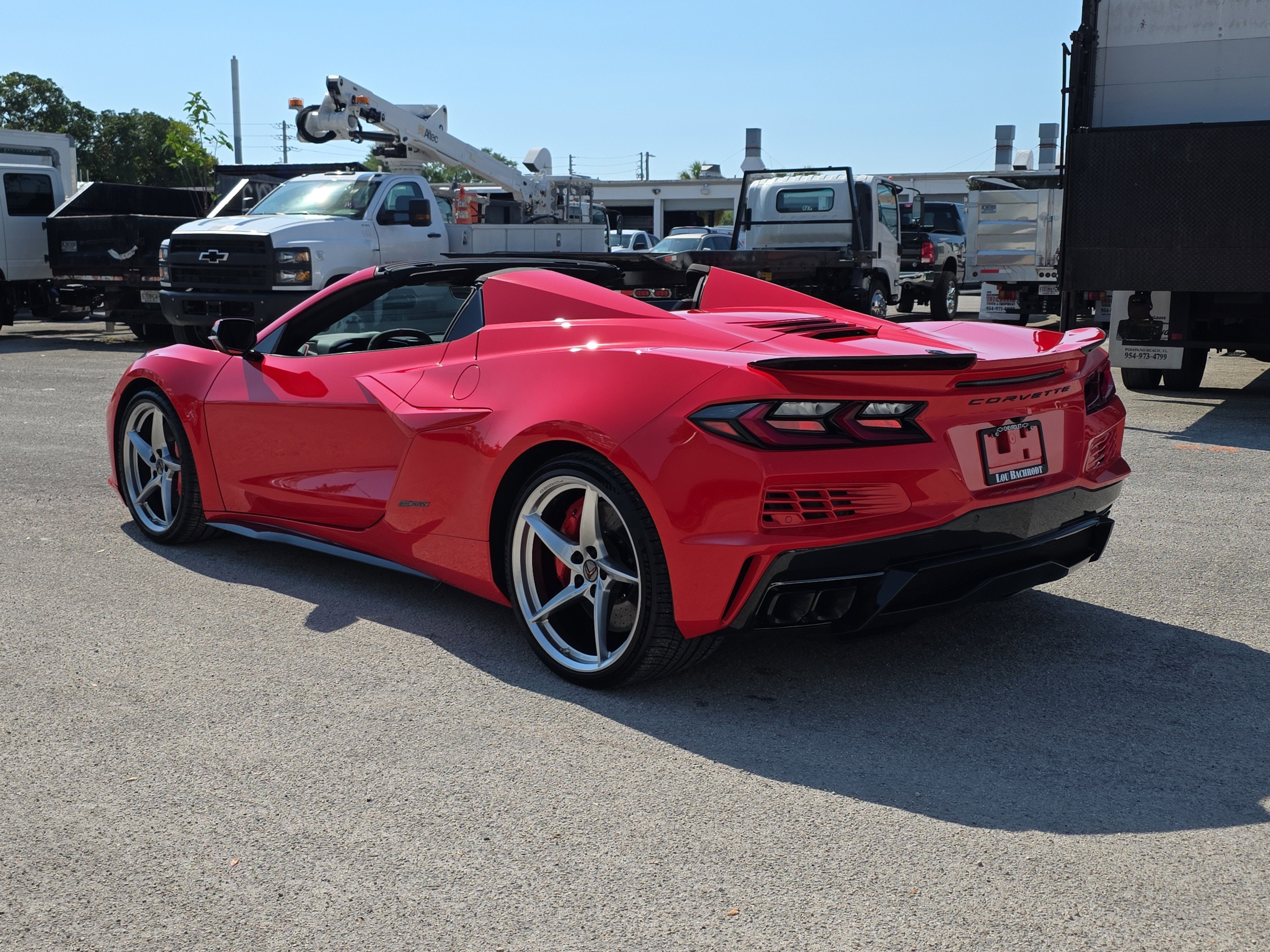 2025 Chevrolet Corvette E-Ray 2LZ