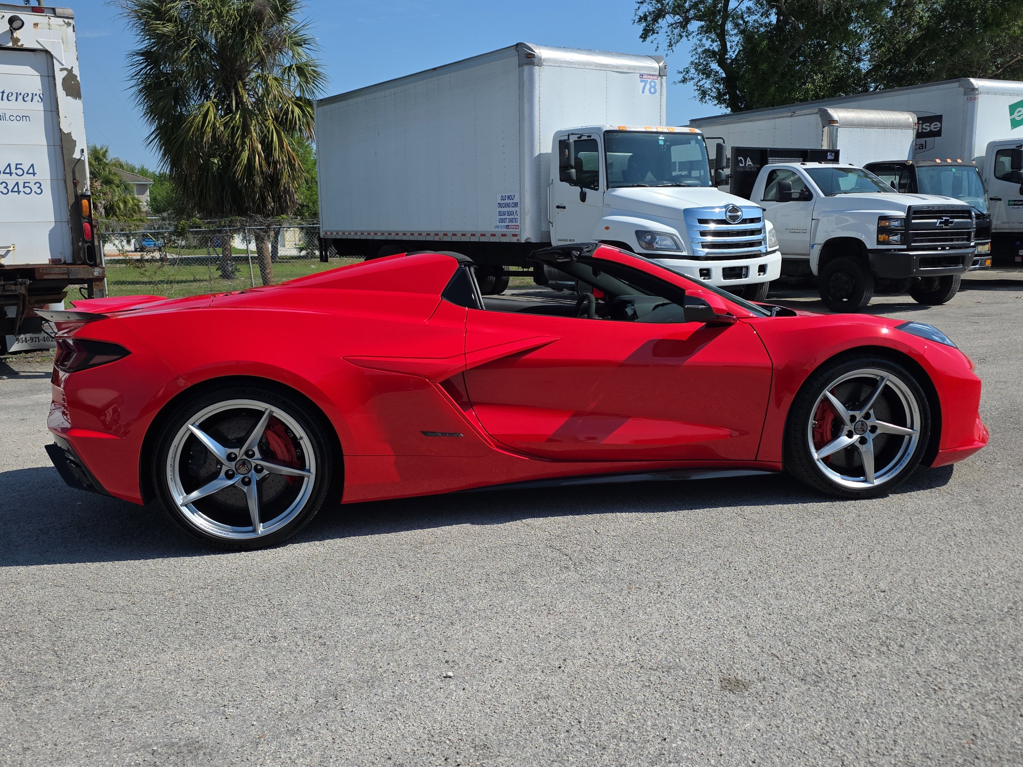 2025 Chevrolet Corvette E-Ray 2LZ