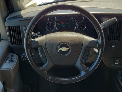 2023 Chevrolet Express Passenger 3500 1LS