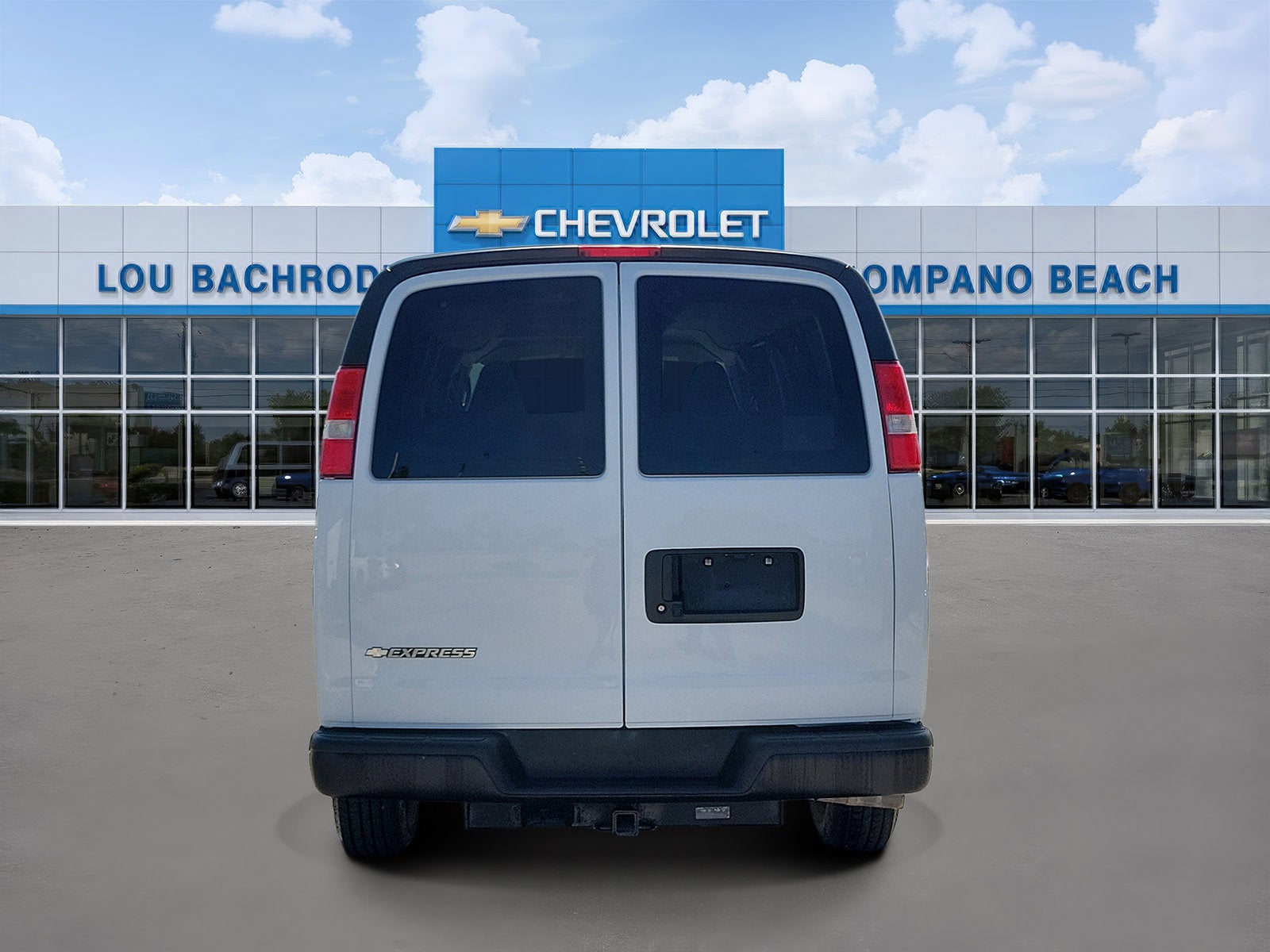 2023 Chevrolet Express Passenger 3500 1LS