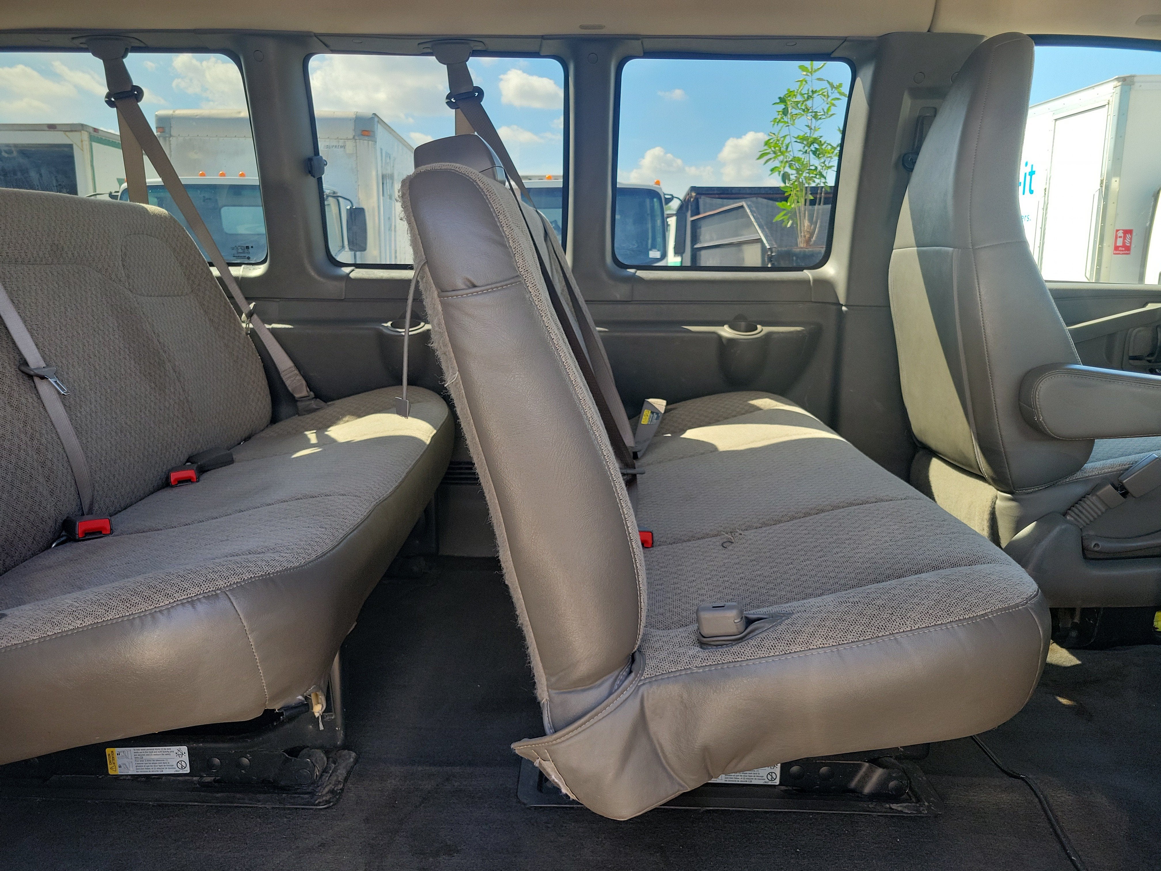 2018 Chevrolet Express Passenger 3500 LT