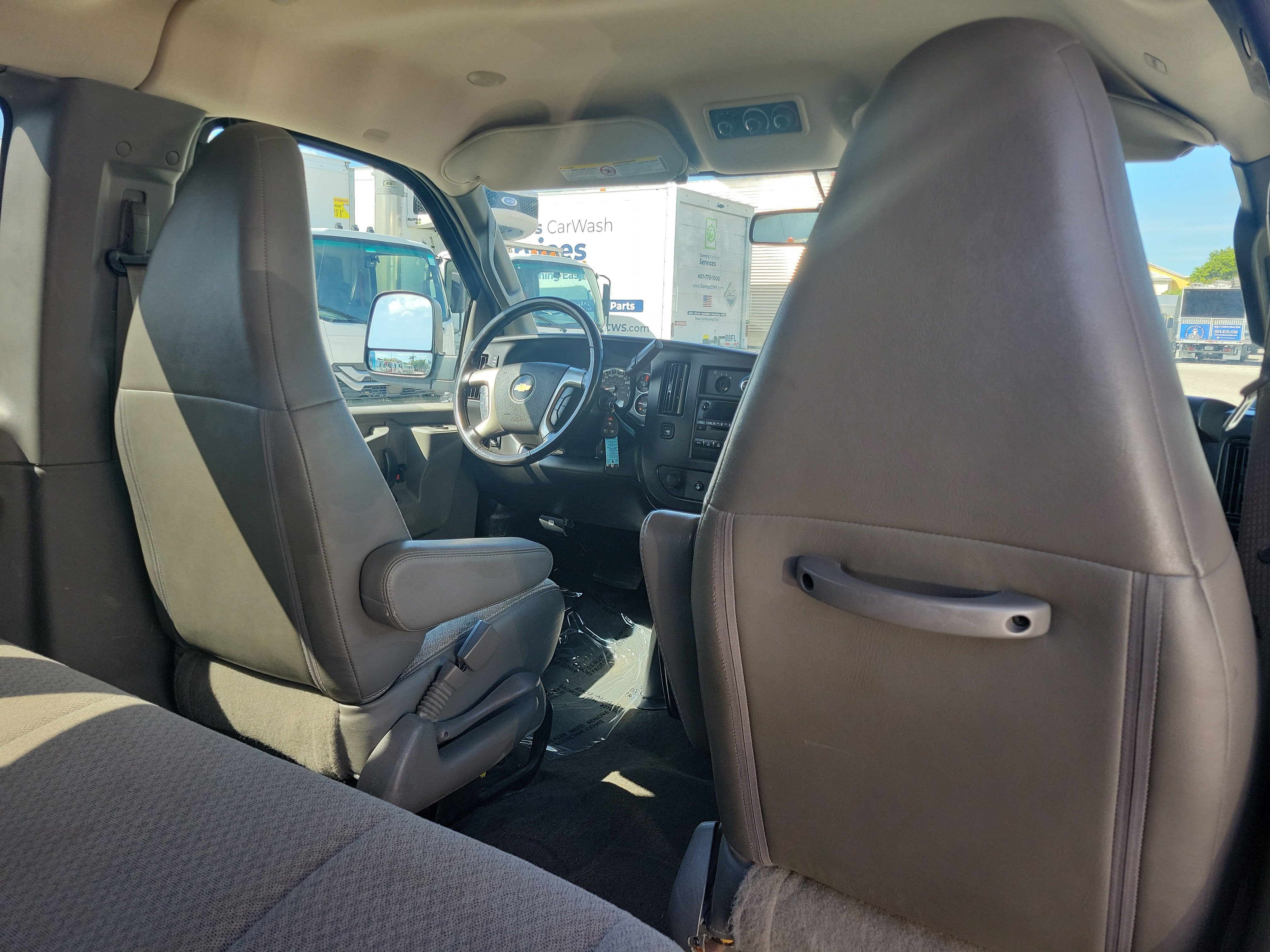 2018 Chevrolet Express Passenger 3500 LT