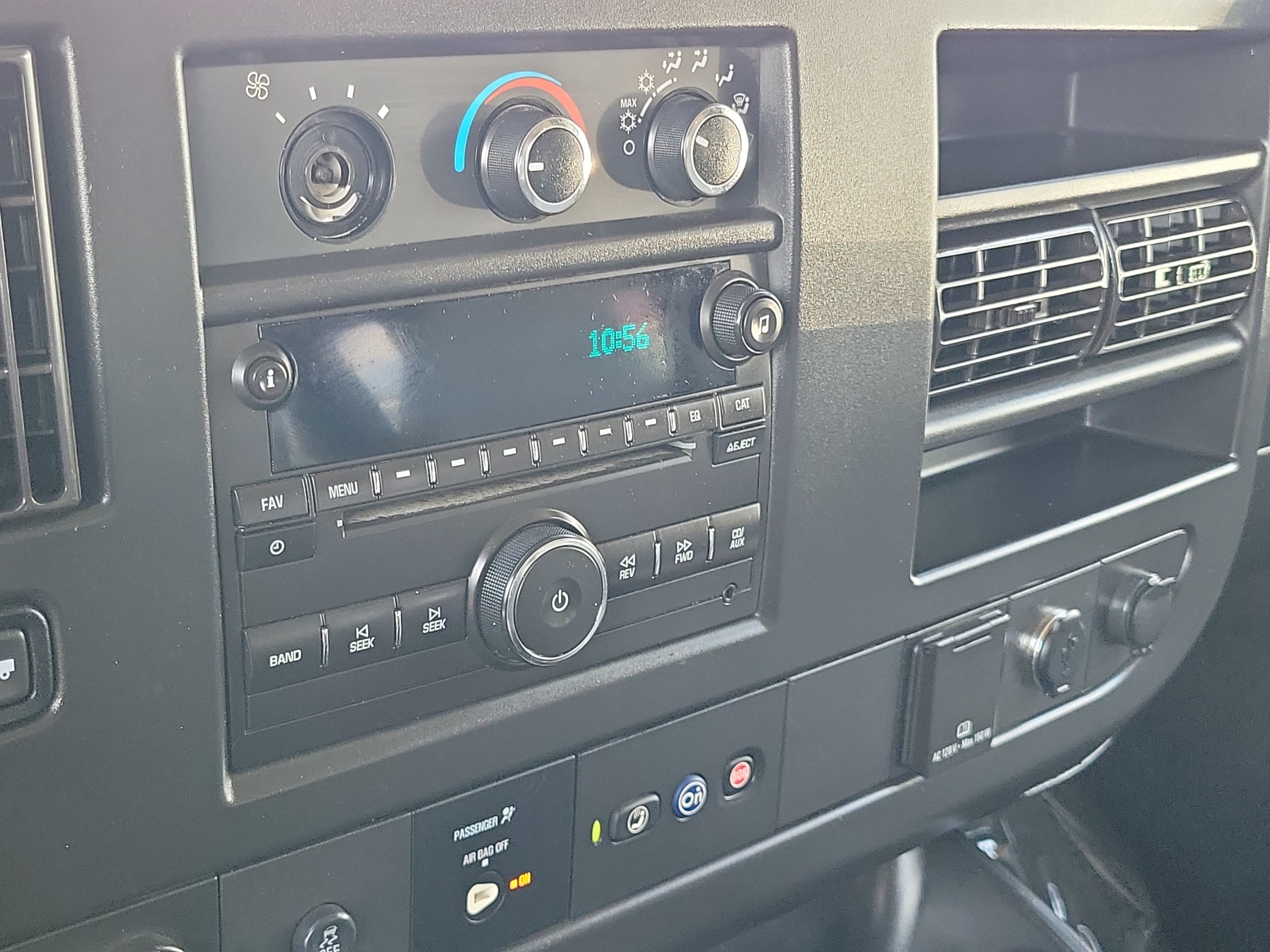 2018 Chevrolet Express Passenger 3500 LT