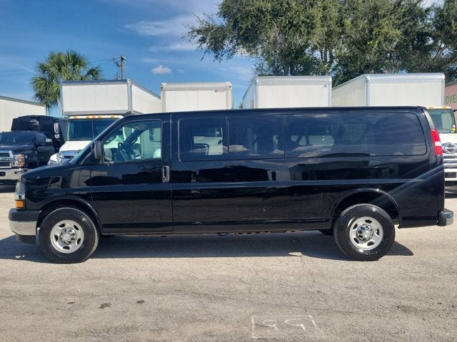2018 Chevrolet Express Passenger 3500 LT