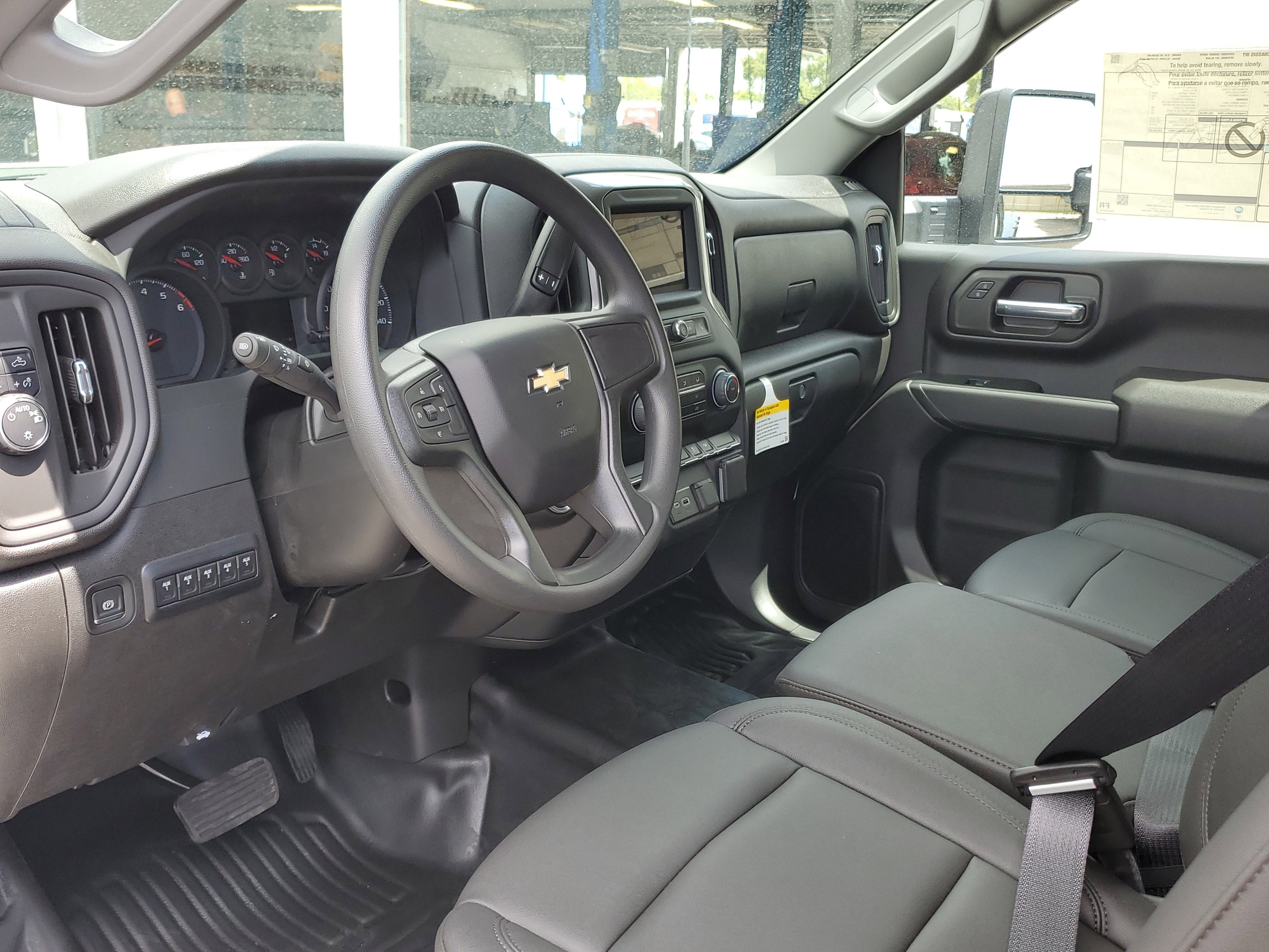 2025 Chevrolet Silverado 3500 HD Chassis Cab Work Truck