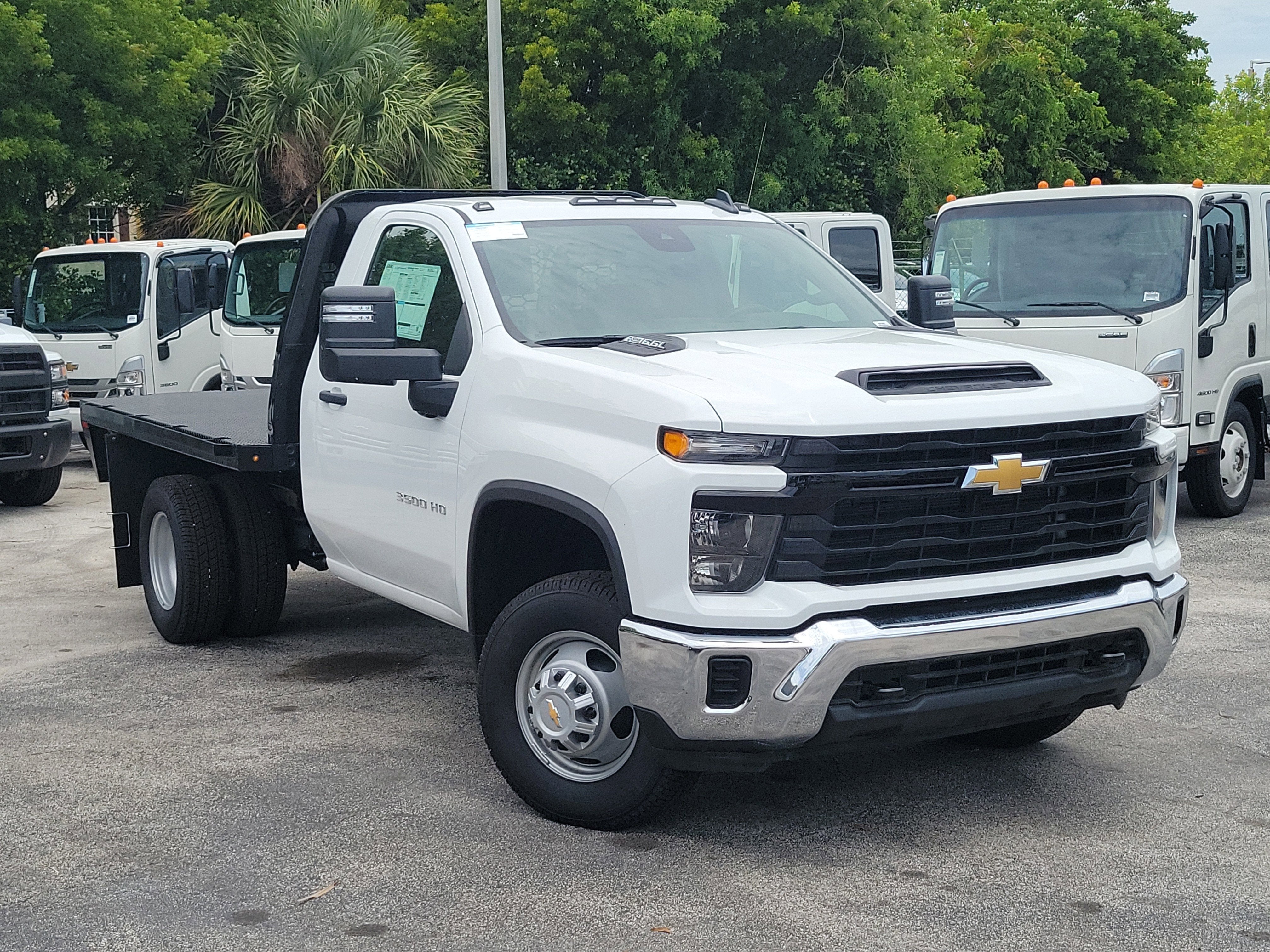 2025 Chevrolet Silverado 3500 HD Chassis Cab Work Truck