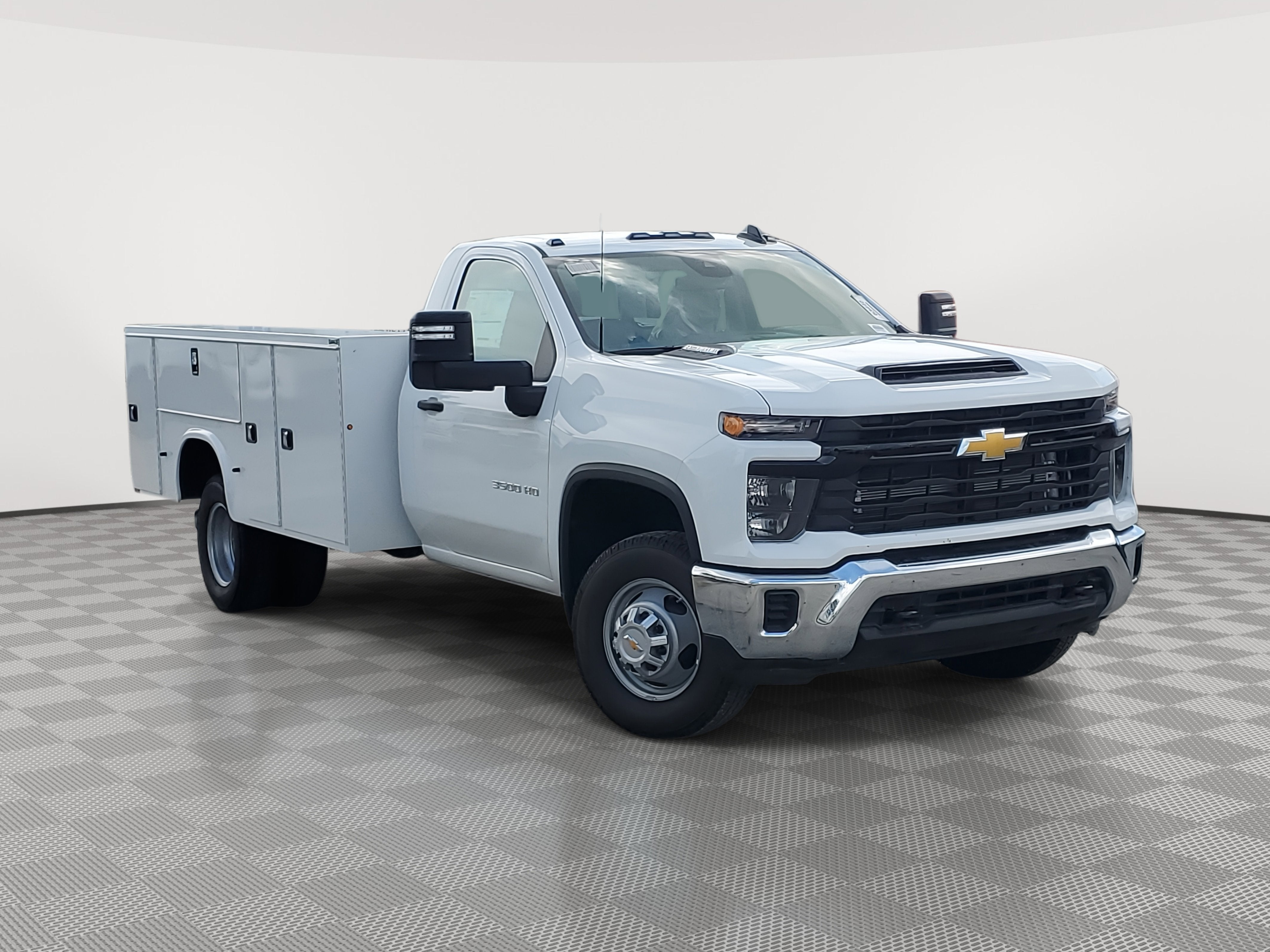 2025 Chevrolet Silverado 3500 HD Chassis Cab Work Truck