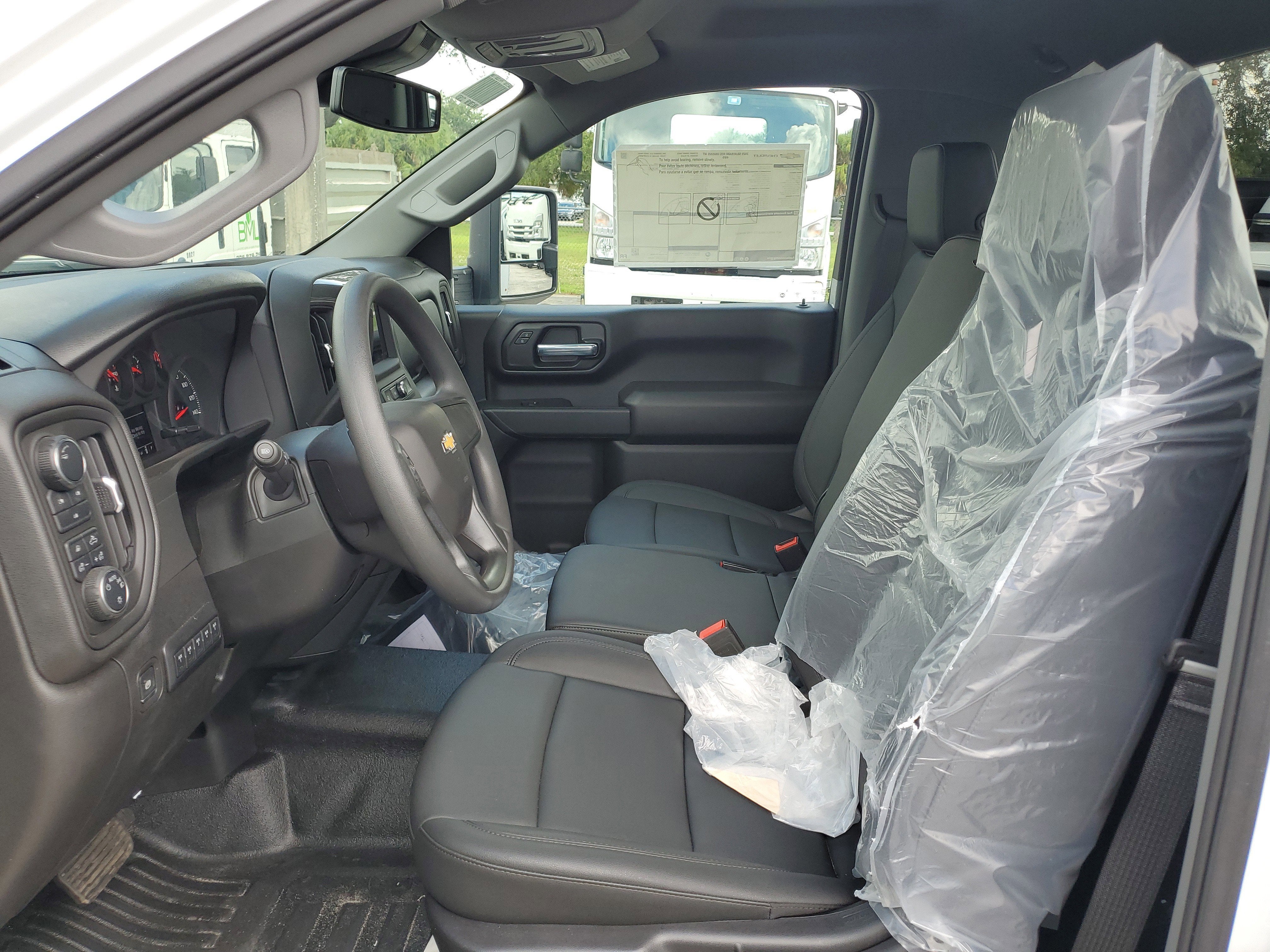 2025 Chevrolet Silverado 3500 HD Chassis Cab Work Truck