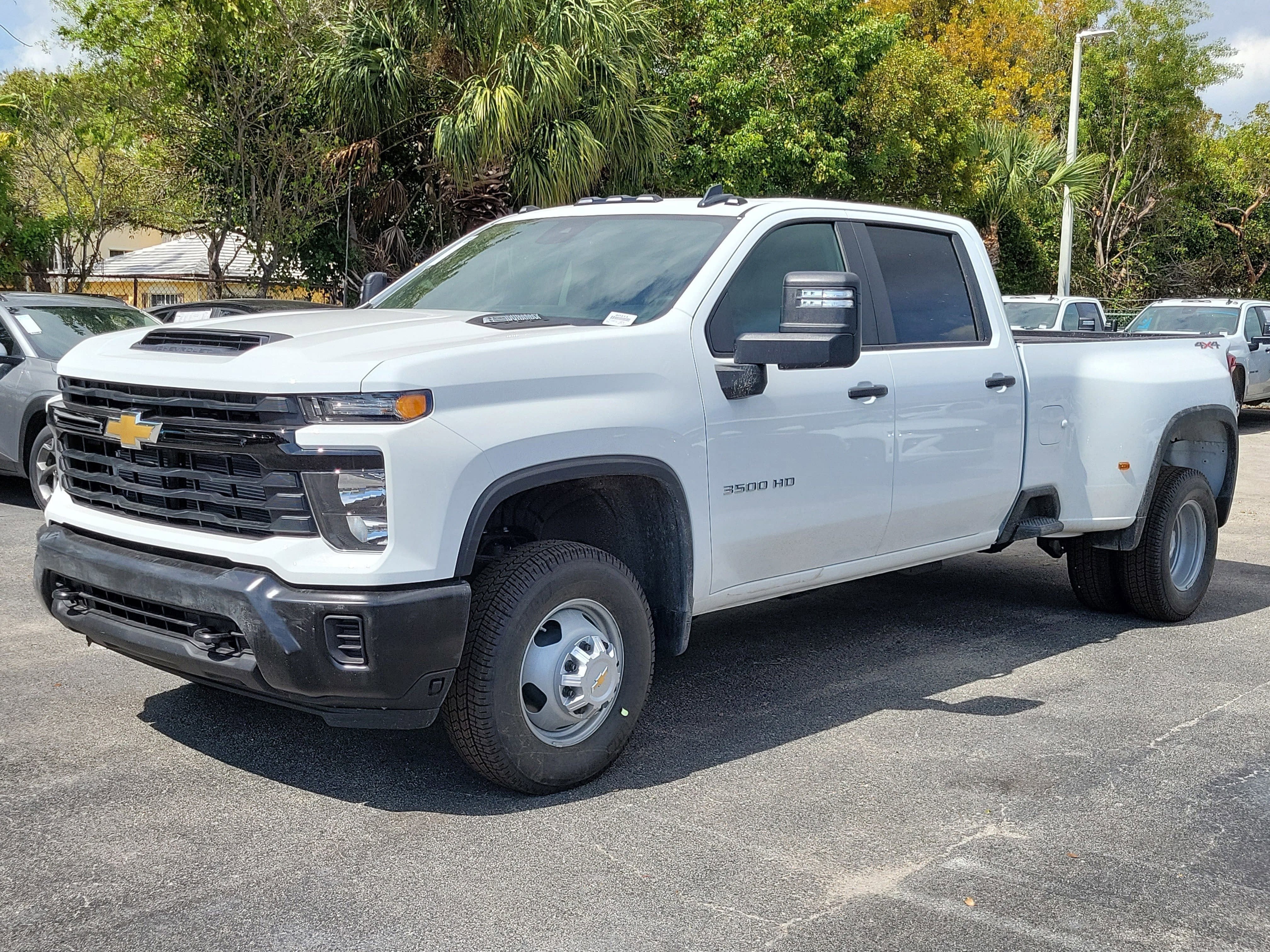 2026 Chevrolet Silverado 3500 HD WT DRW