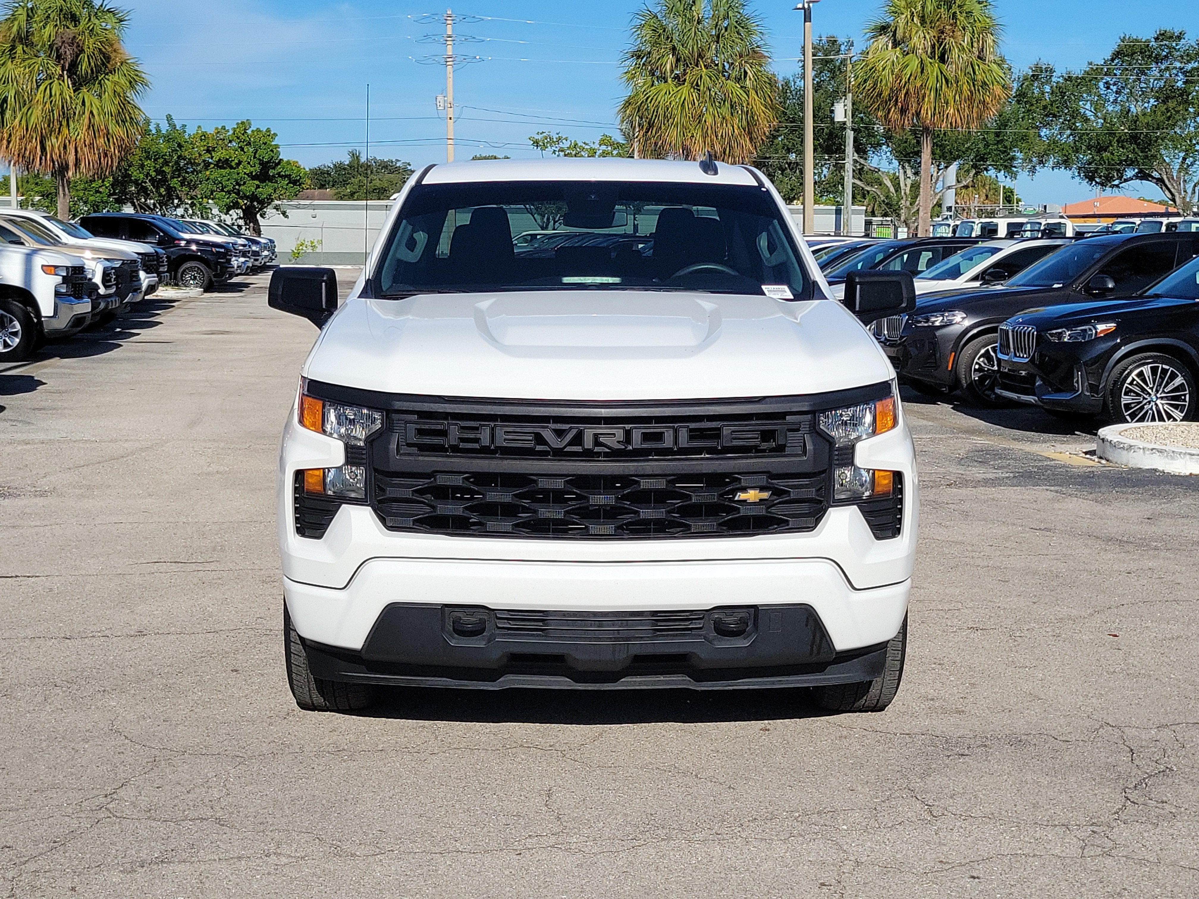 2023 Chevrolet Silverado 1500 Custom