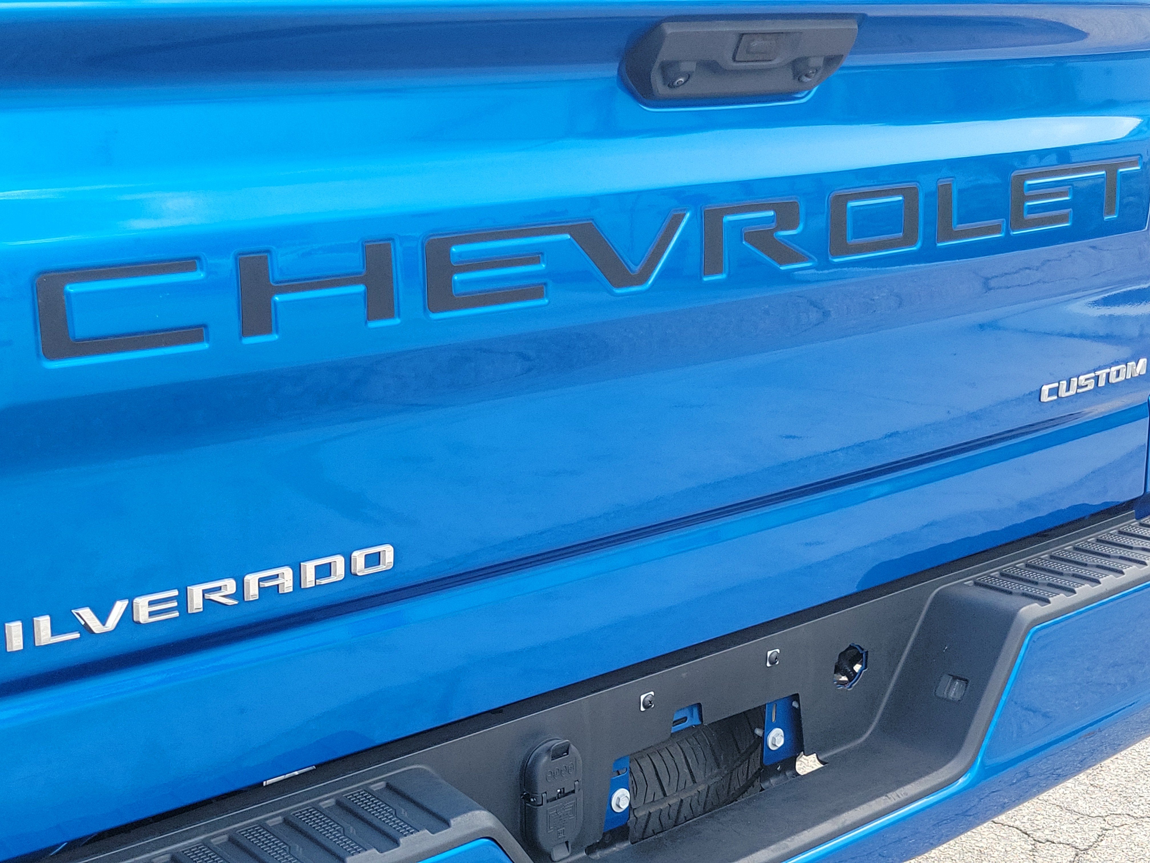 2023 Chevrolet Silverado 1500 Custom