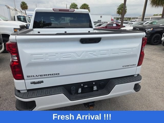 2022 Chevrolet Silverado 1500 Custom