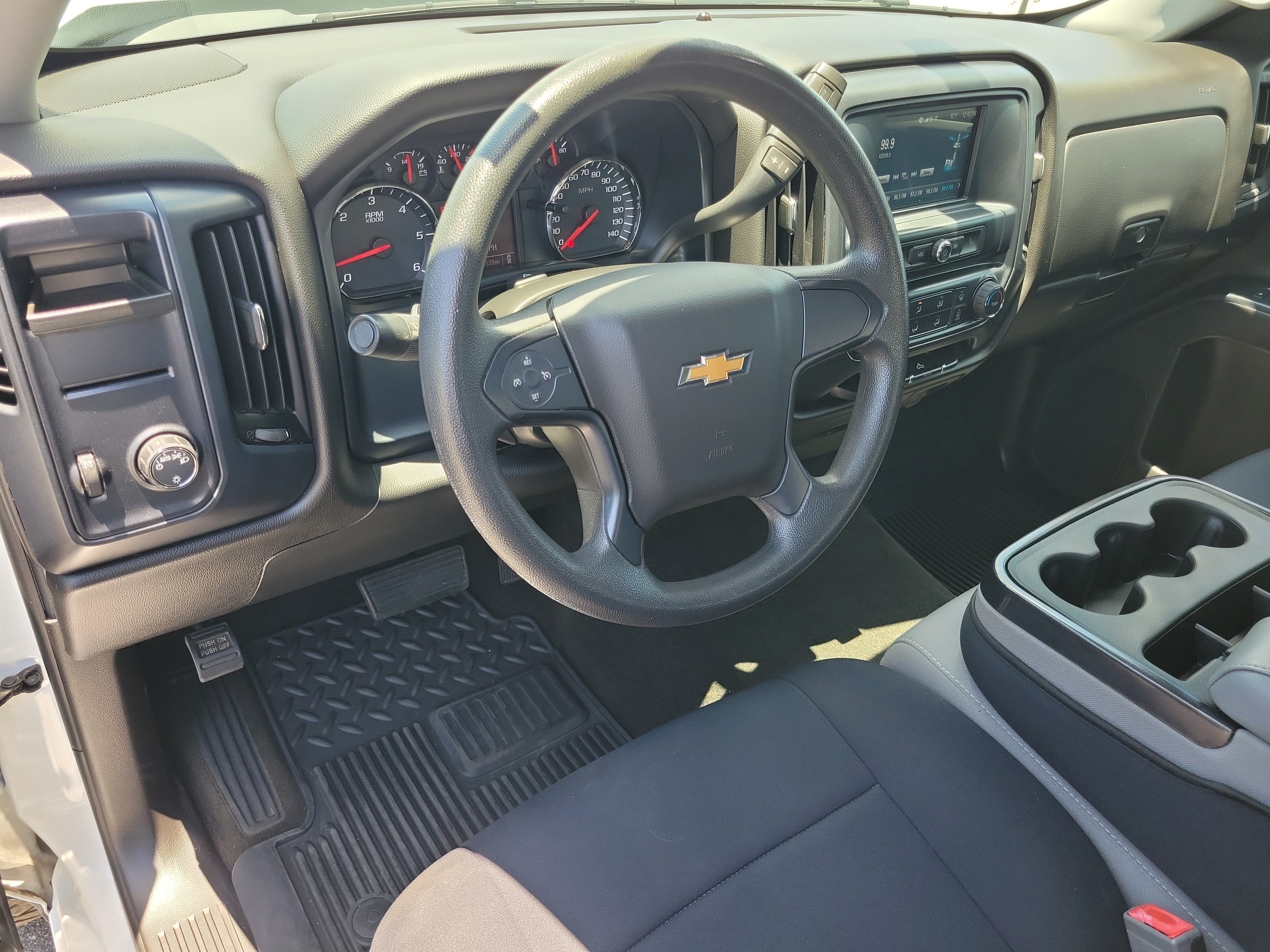 2018 Chevrolet Silverado 1500 Custom