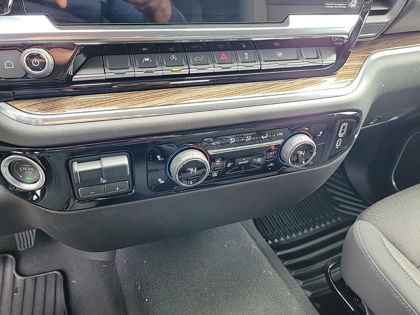 2025 Chevrolet Silverado 1500 LT (2FL)