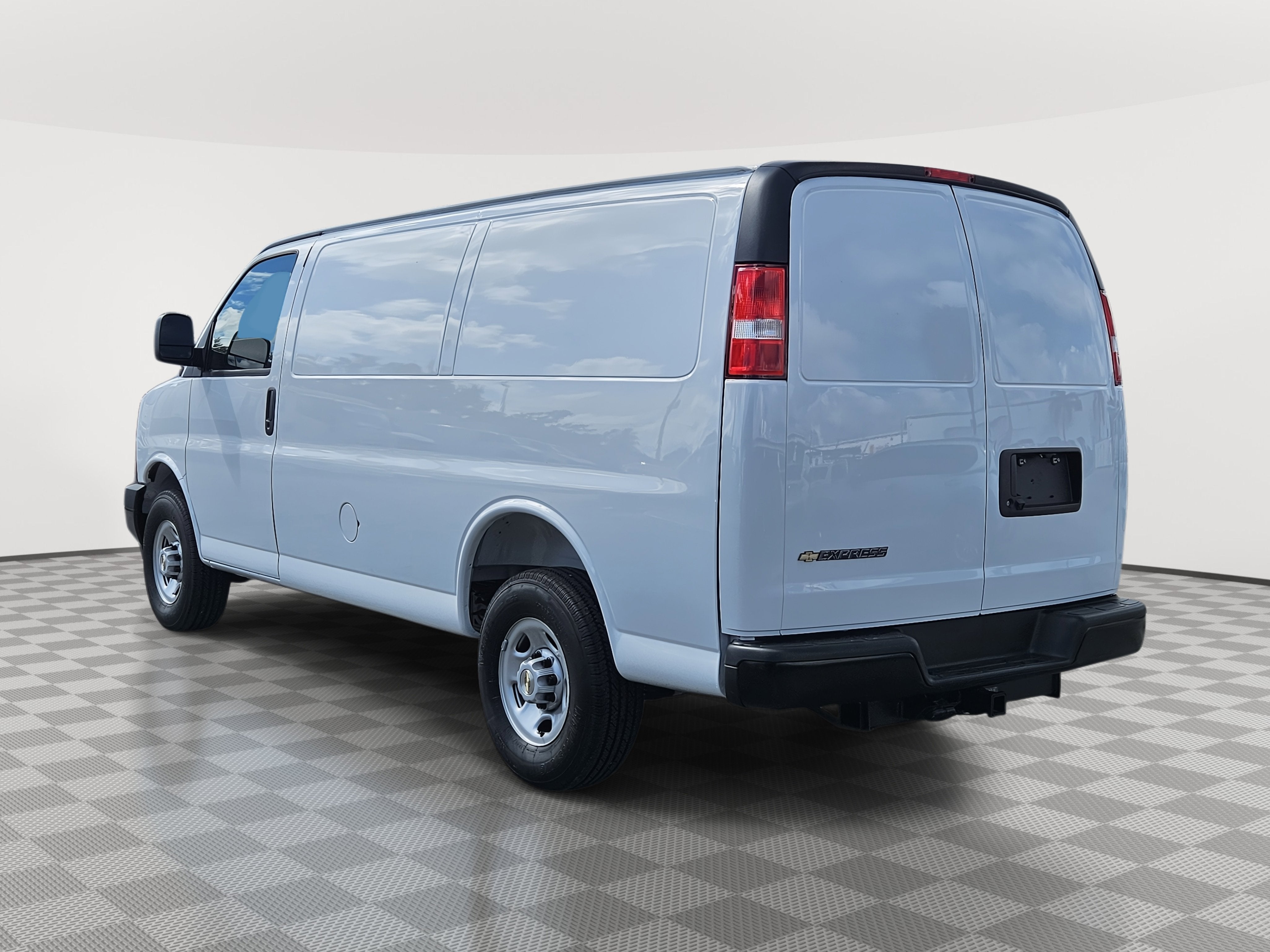 2025 Chevrolet Express Cargo 2500 WT