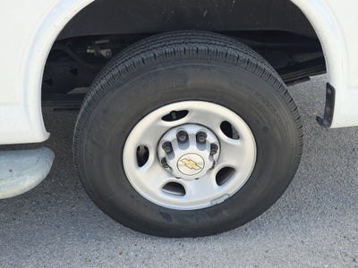 2024 Chevrolet Express Cargo 2500 WT