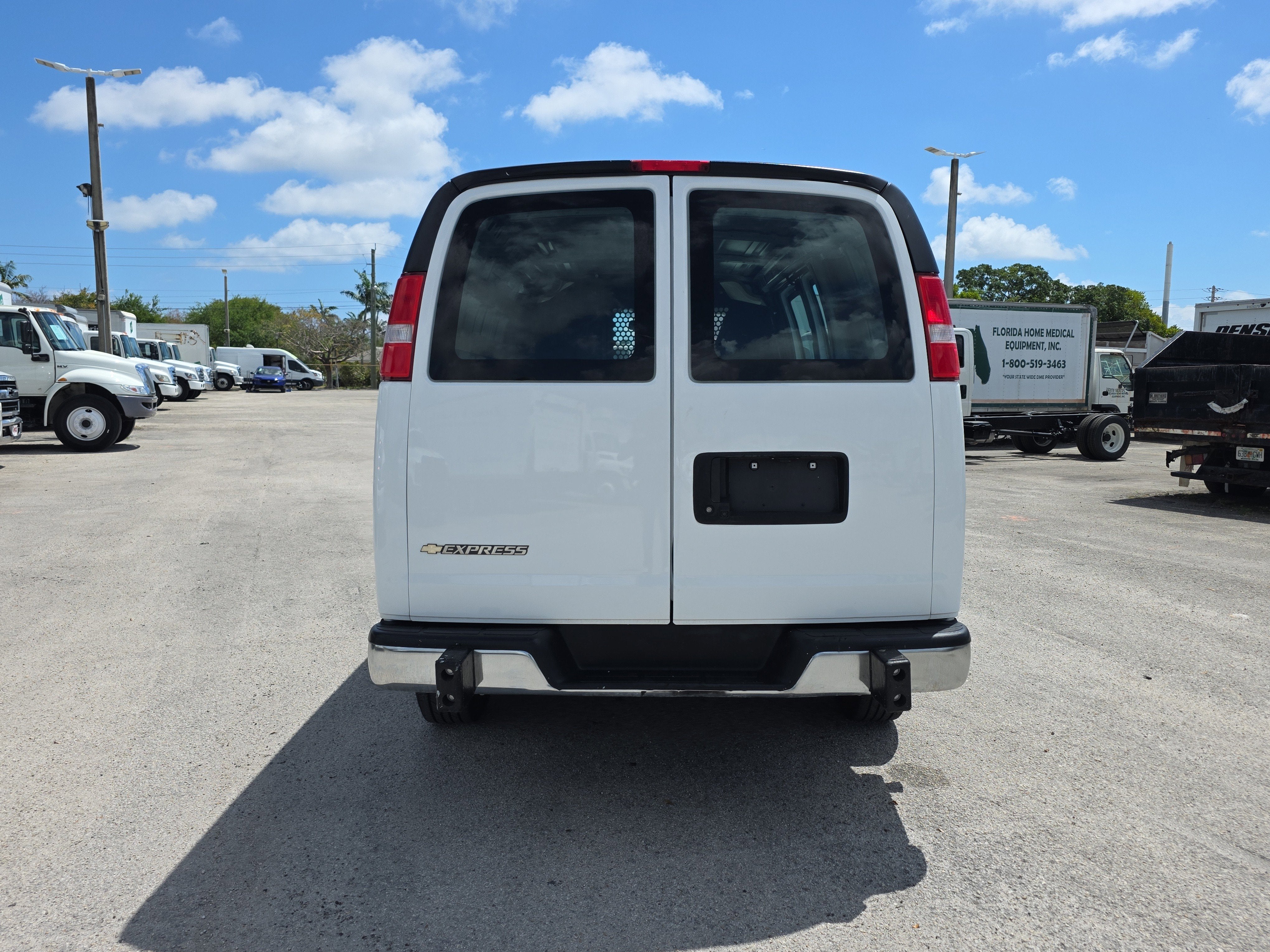 2024 Chevrolet Express Cargo 2500 WT