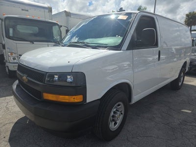 2025 Chevrolet Express Cargo WT