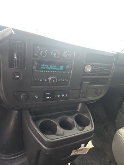 2025 Chevrolet Express Cargo WT