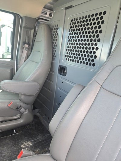 2025 Chevrolet Express Cargo WT