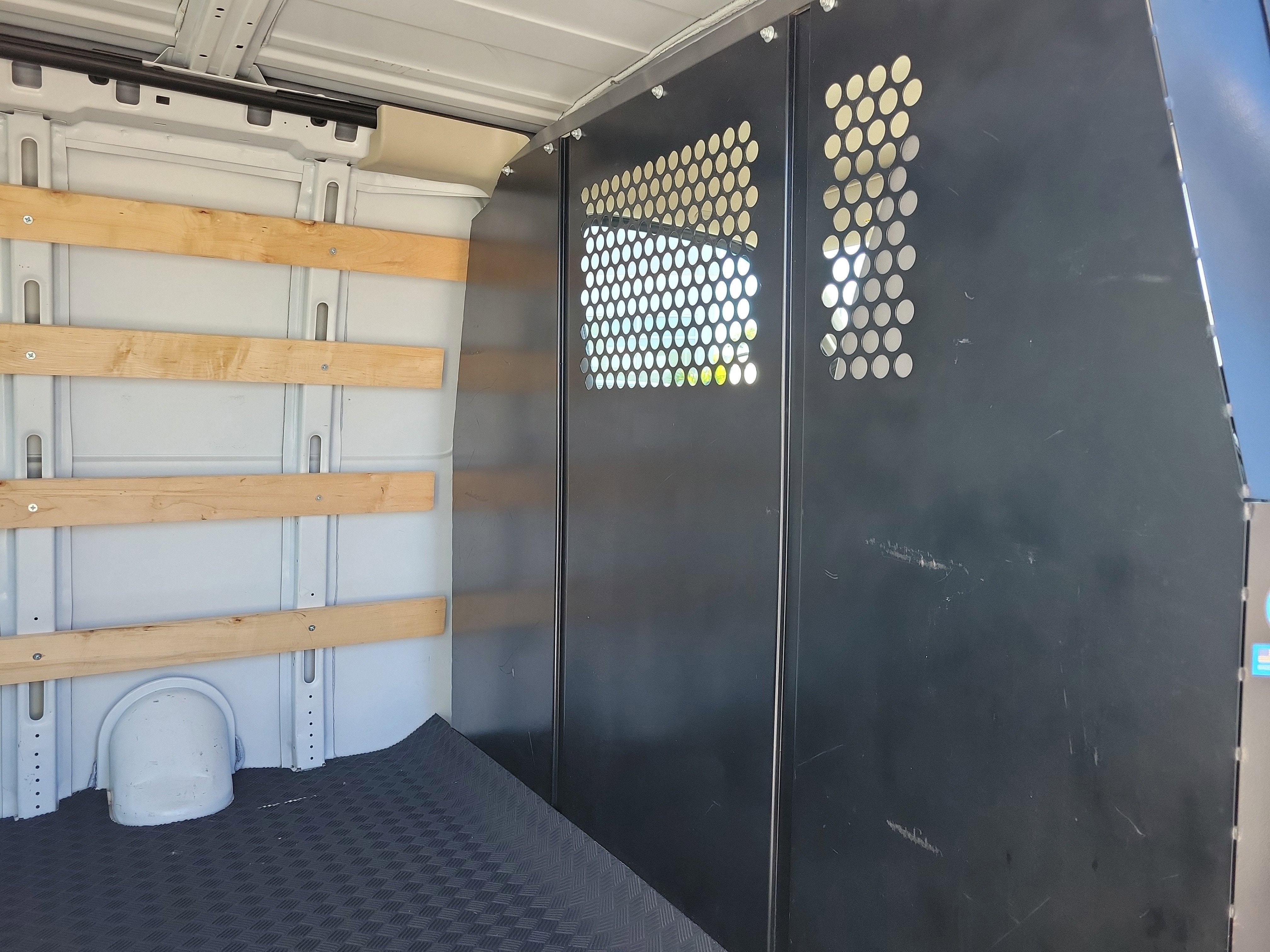 2024 Chevrolet Express Cargo 2500 WT