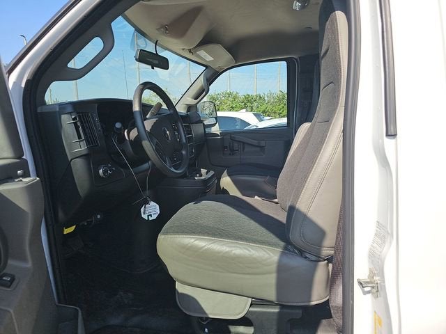 2024 Chevrolet Express Cargo 2500 WT