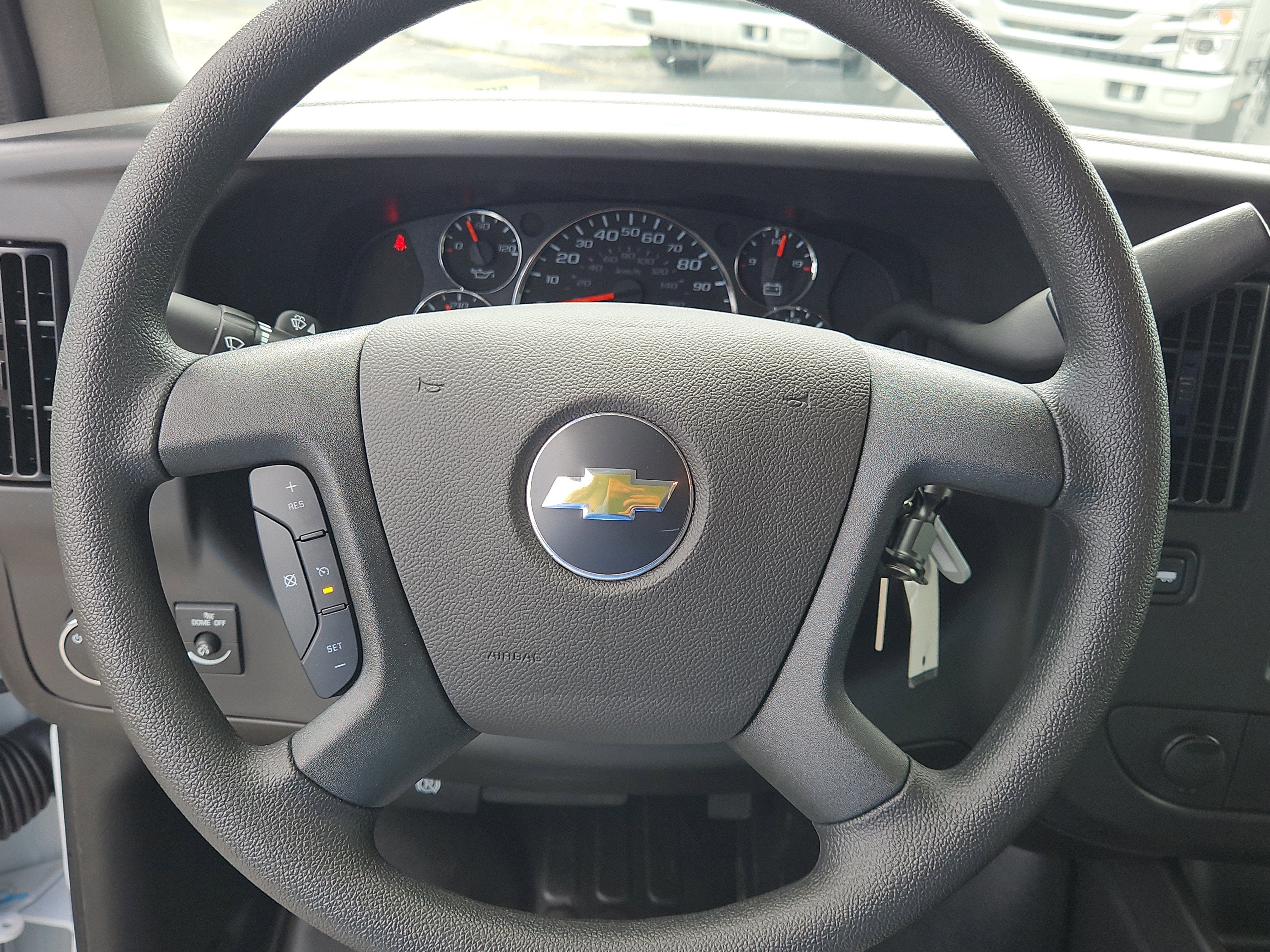 2025 Chevrolet Express Cargo 2500 WT