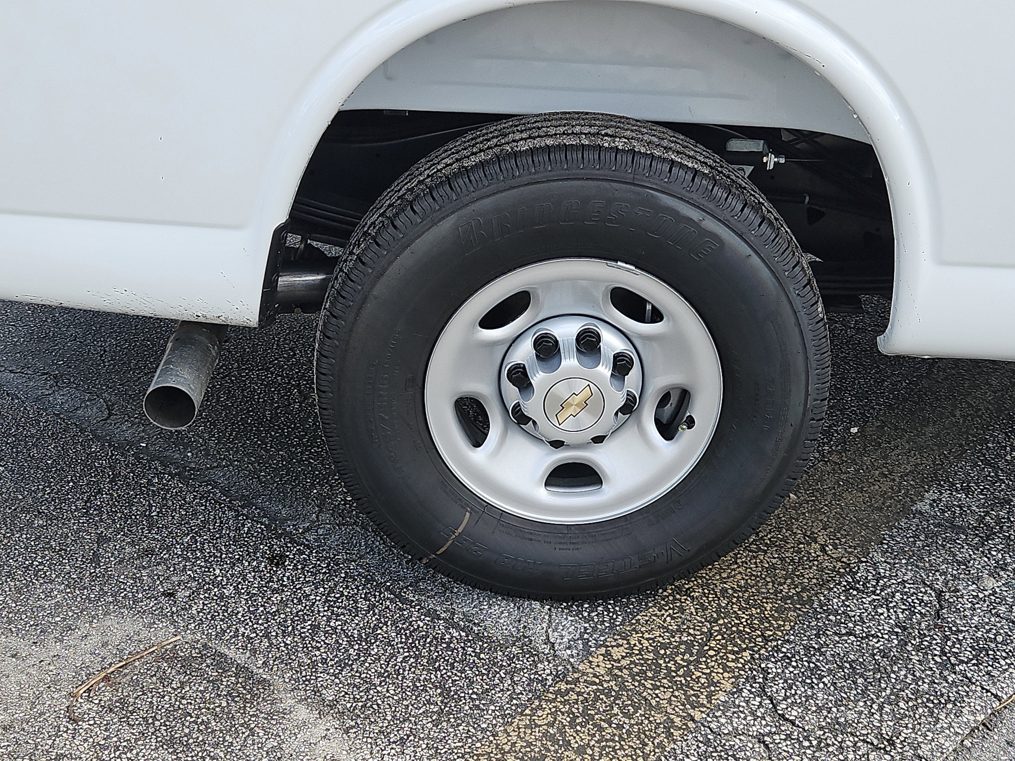 2025 Chevrolet Express Cargo 2500 WT