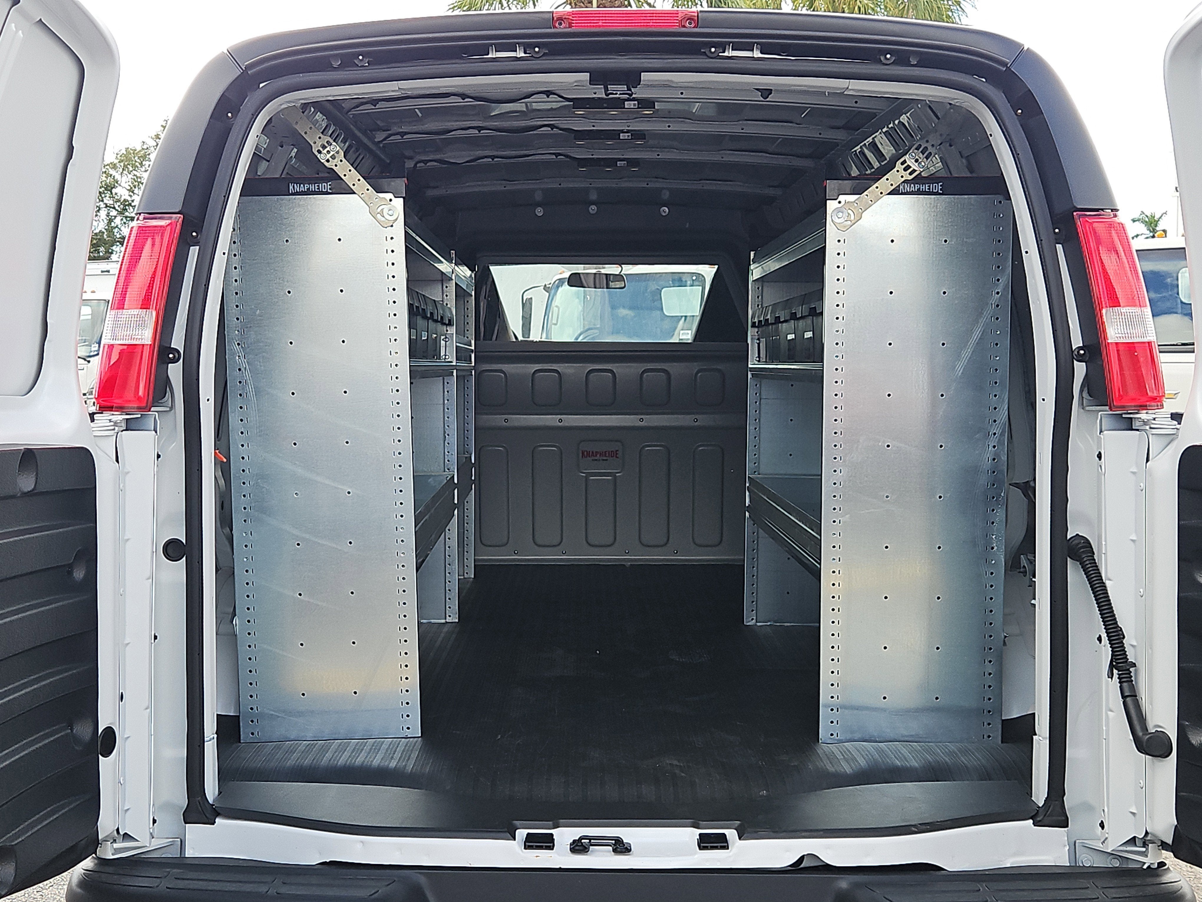 2025 Chevrolet Express Cargo 2500 WT