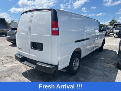 2025 Chevrolet Express Cargo WT