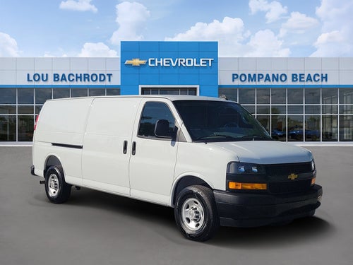 2025 Chevrolet Express Cargo WT