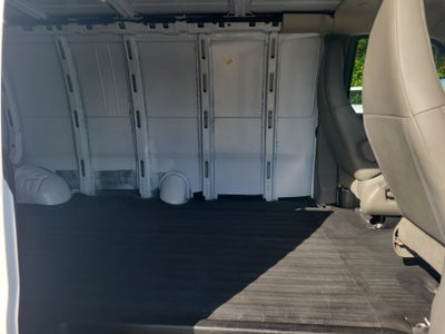 2025 Chevrolet Express Cargo WT